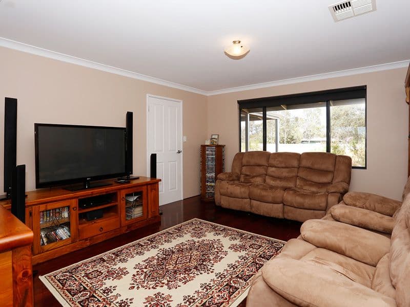 10 Faull Street, MUCHEA WA 6501, Muchea - Thumbnail 7