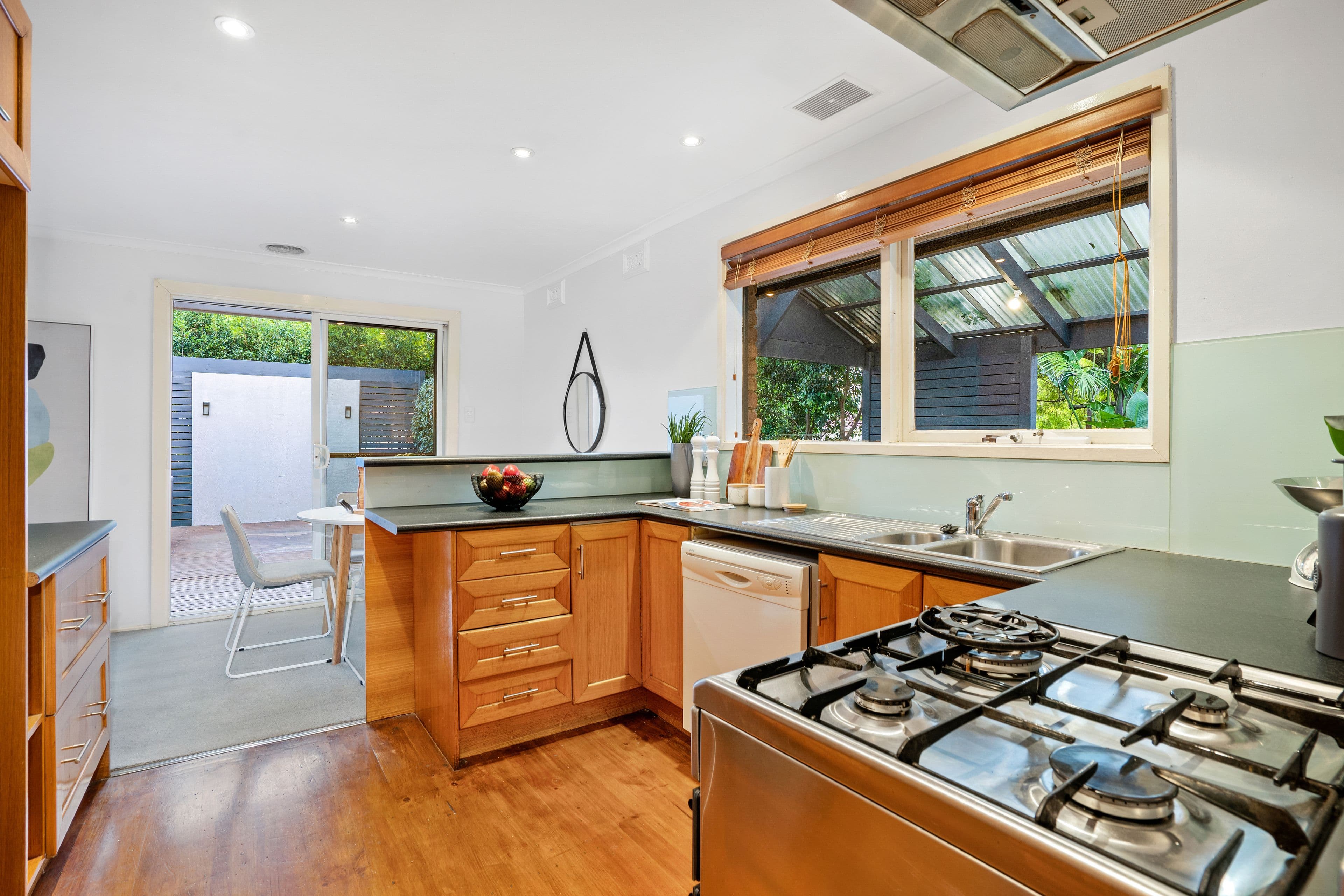 11 Eaglet Court, Mill Park VIC 3082, Mill Park - Thumbnail 5