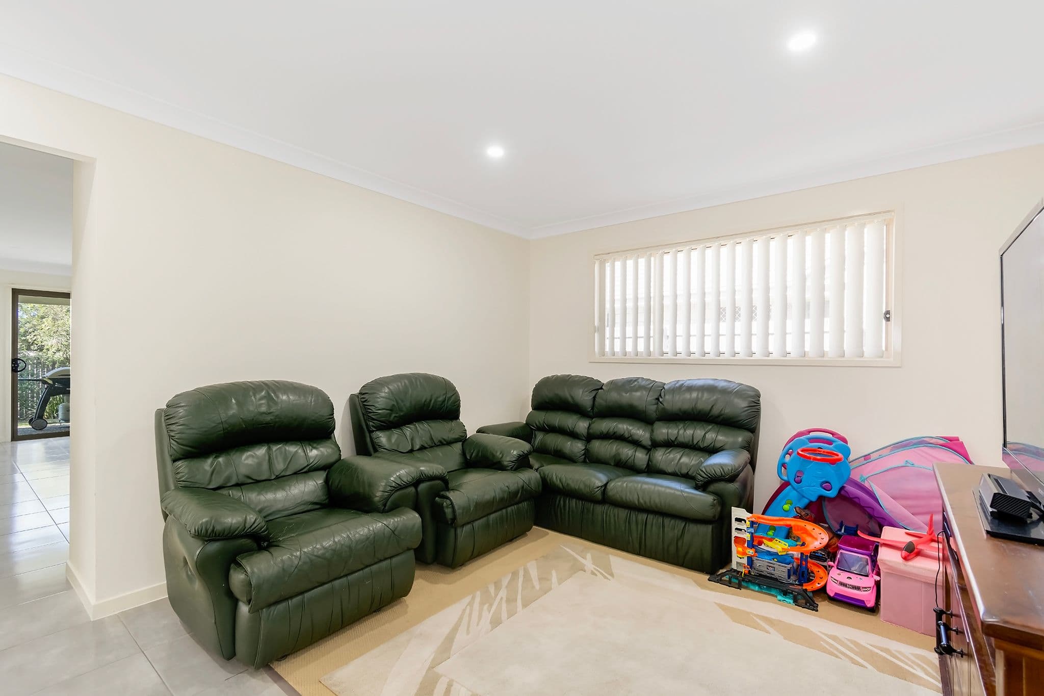 14 Benwerrin Street, Pimpama QLD 4209, Pimpama - Thumbnail 5