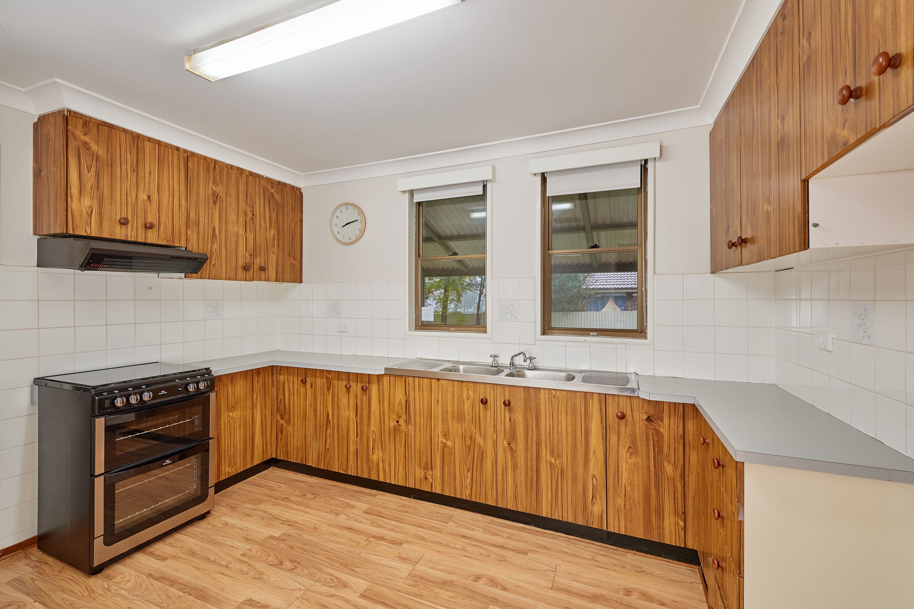2 Loughnan Street, Coolamon NSW 2701, Coolamon - Thumbnail 2