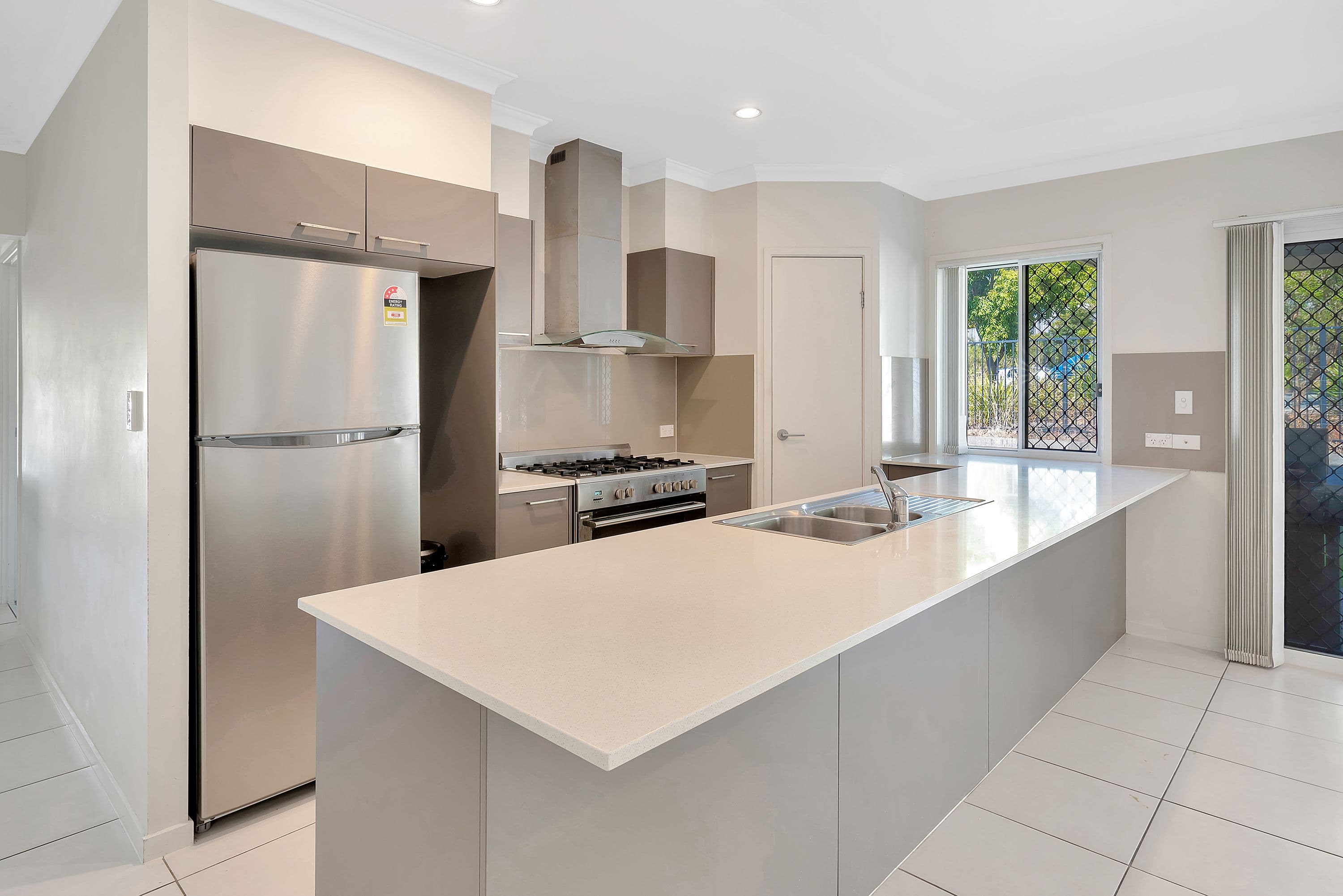 17 Sandpiper Court, Upper Coomera QLD 4209, Upper Coomera - Thumbnail 2