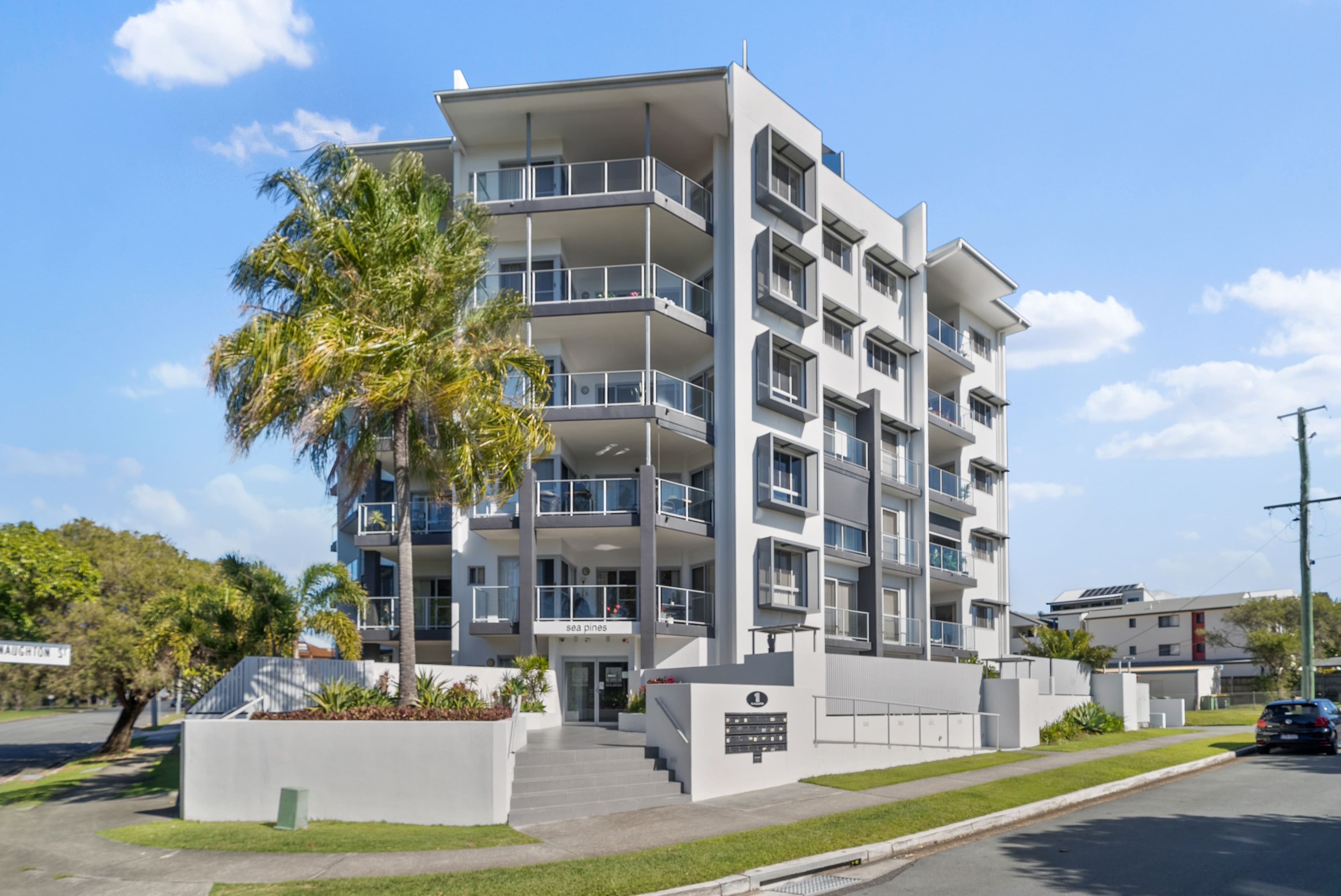 1 McNaughton Street, Redcliffe QLD 4020, Redcliffe - Thumbnail 4