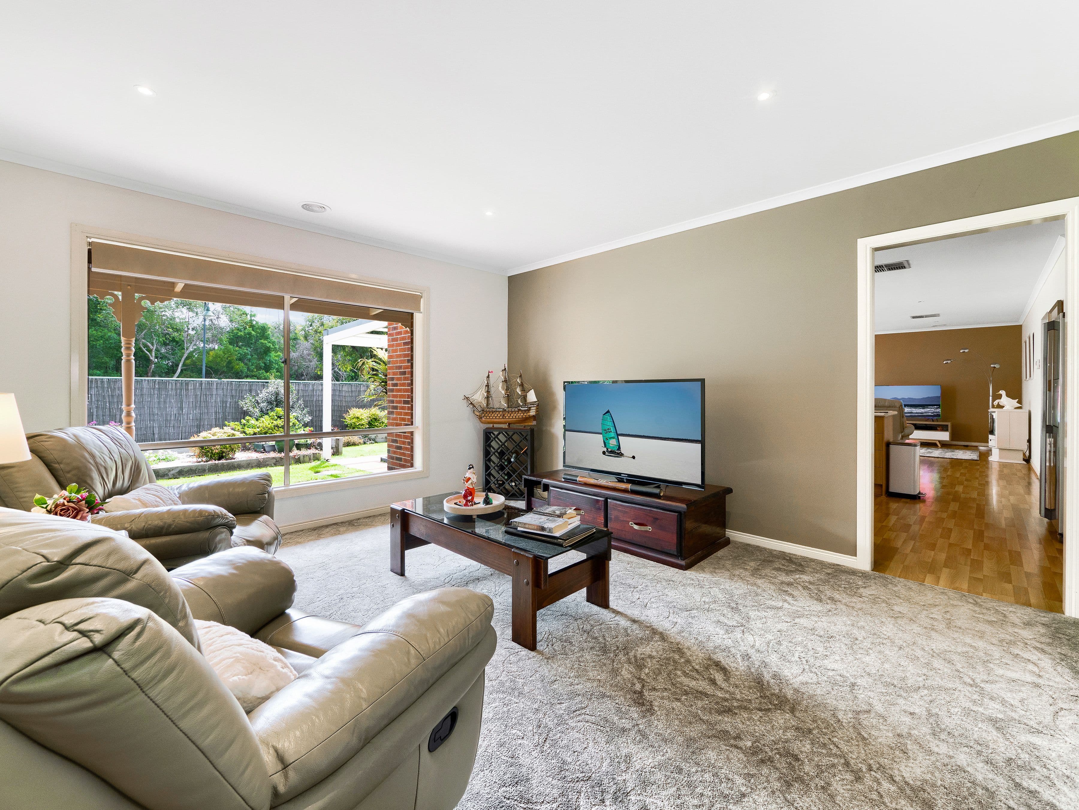 2 Galway Place, Cranbourne VIC 3977, Cranbourne - Thumbnail 4
