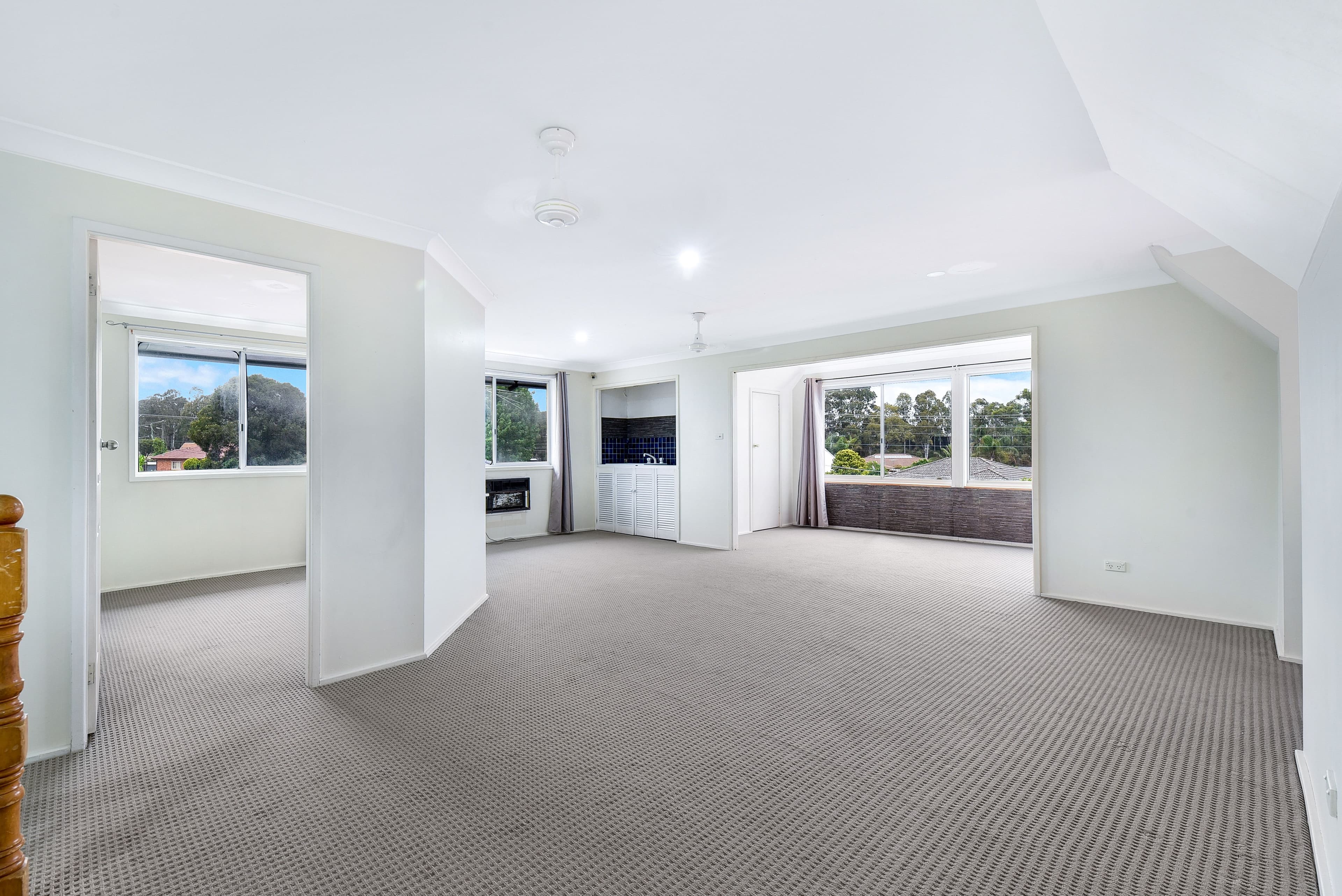 66 Renton Avenue, Moorebank - Thumbnail 4