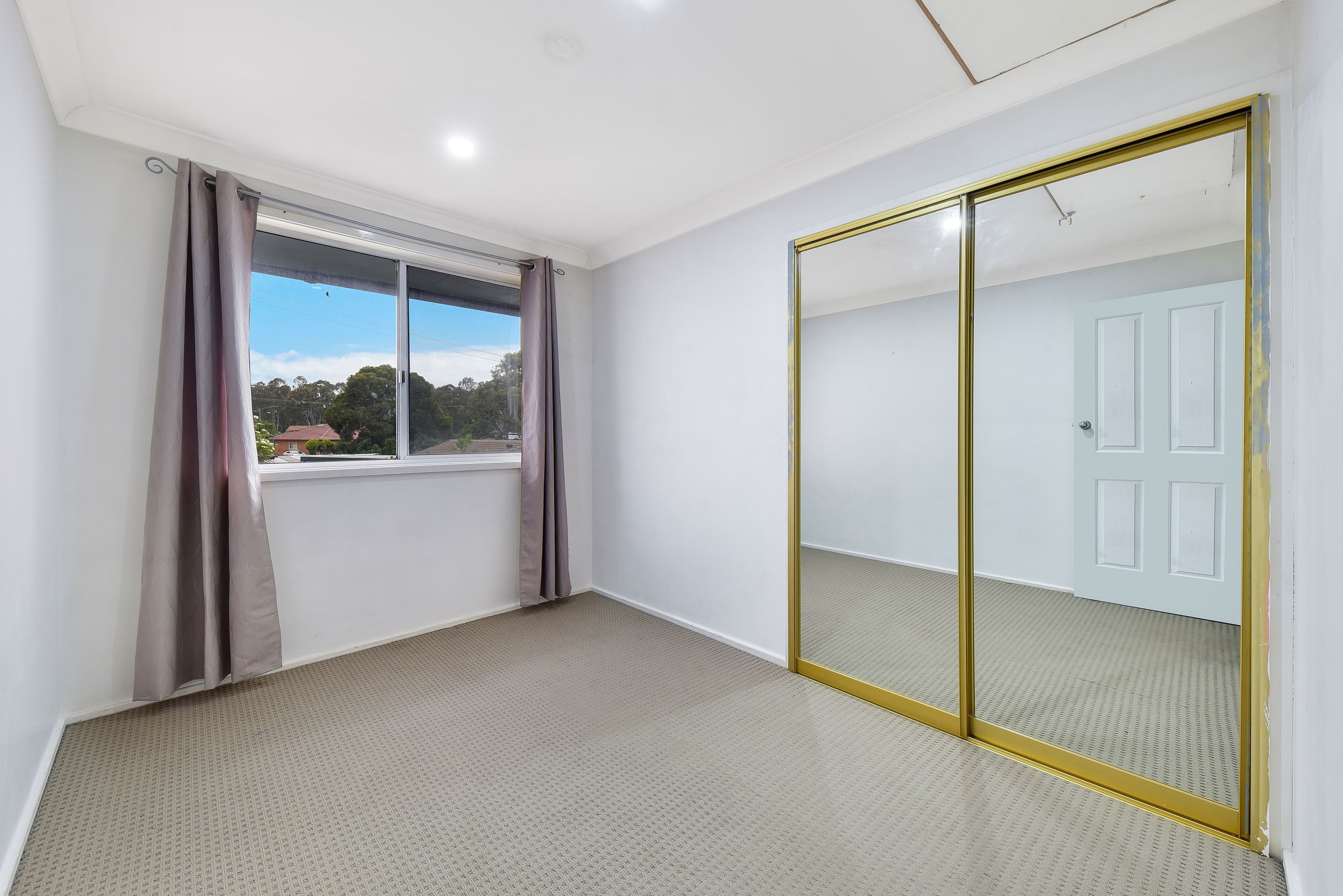66 Renton Avenue, Moorebank - Thumbnail 7