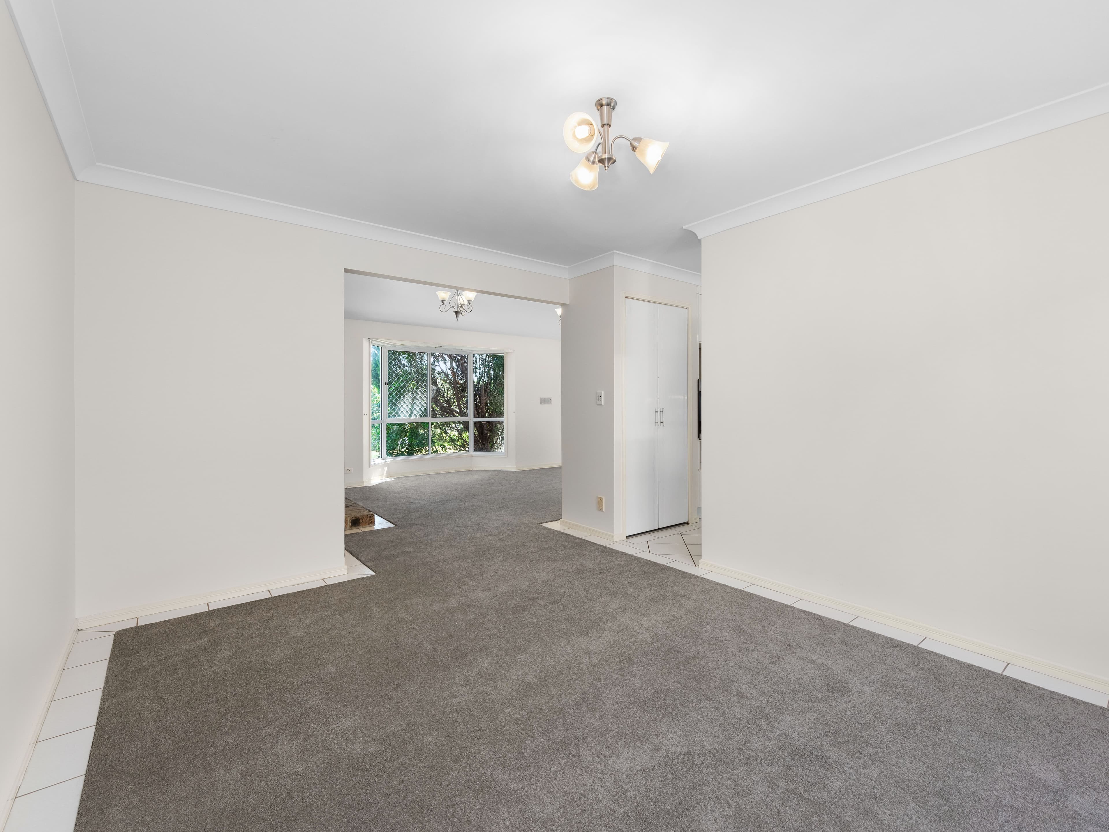 28 Halleys Crescent, Bridgeman Downs QLD 4035, Bridgeman Downs - Thumbnail 4