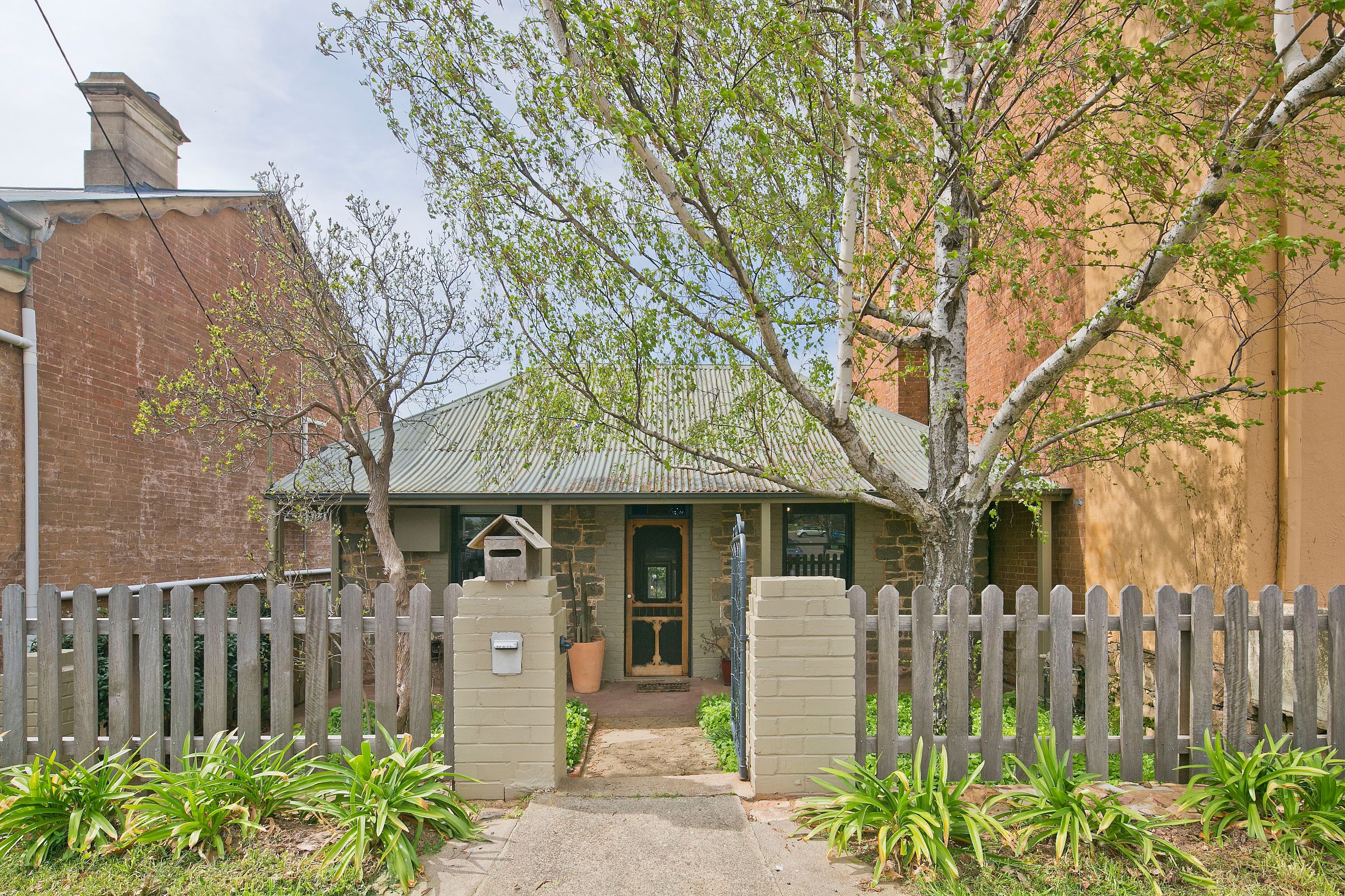 145 Clifford Street, Goulburn - Image 1