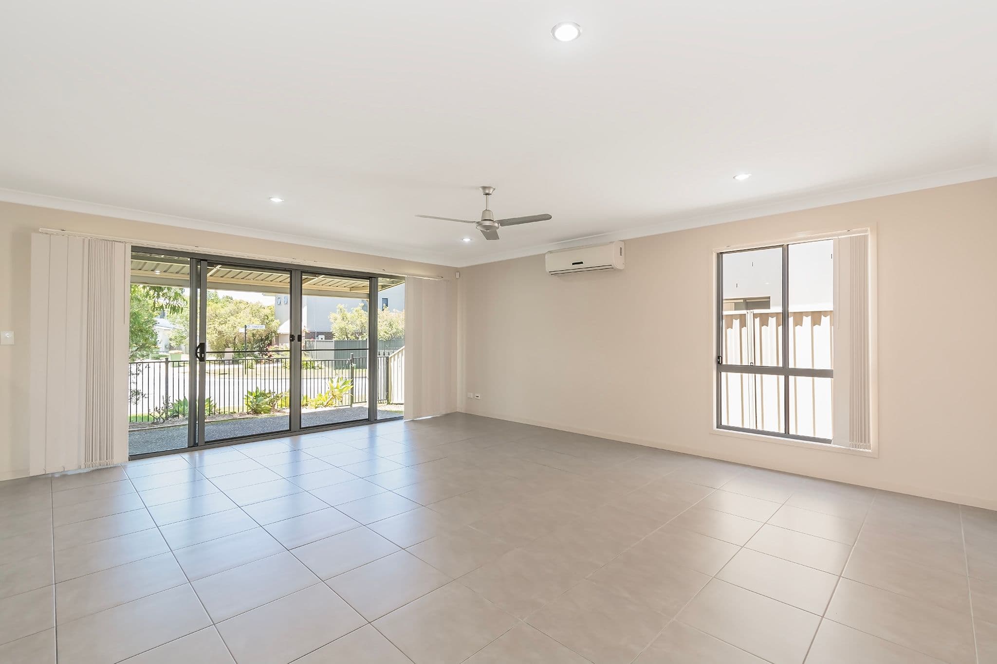 12 Moonlight Lane, Coomera QLD 4209, Coomera - Thumbnail 5