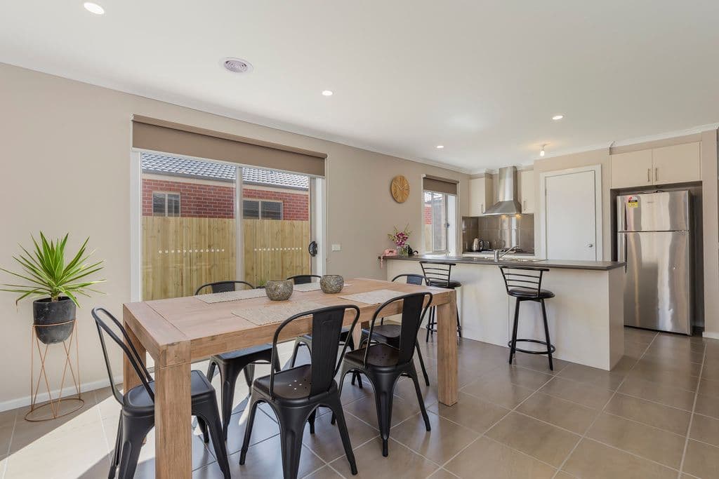 90 Southwinds Road, Armstrong Creek VIC 3217, Armstrong Creek - Thumbnail 4