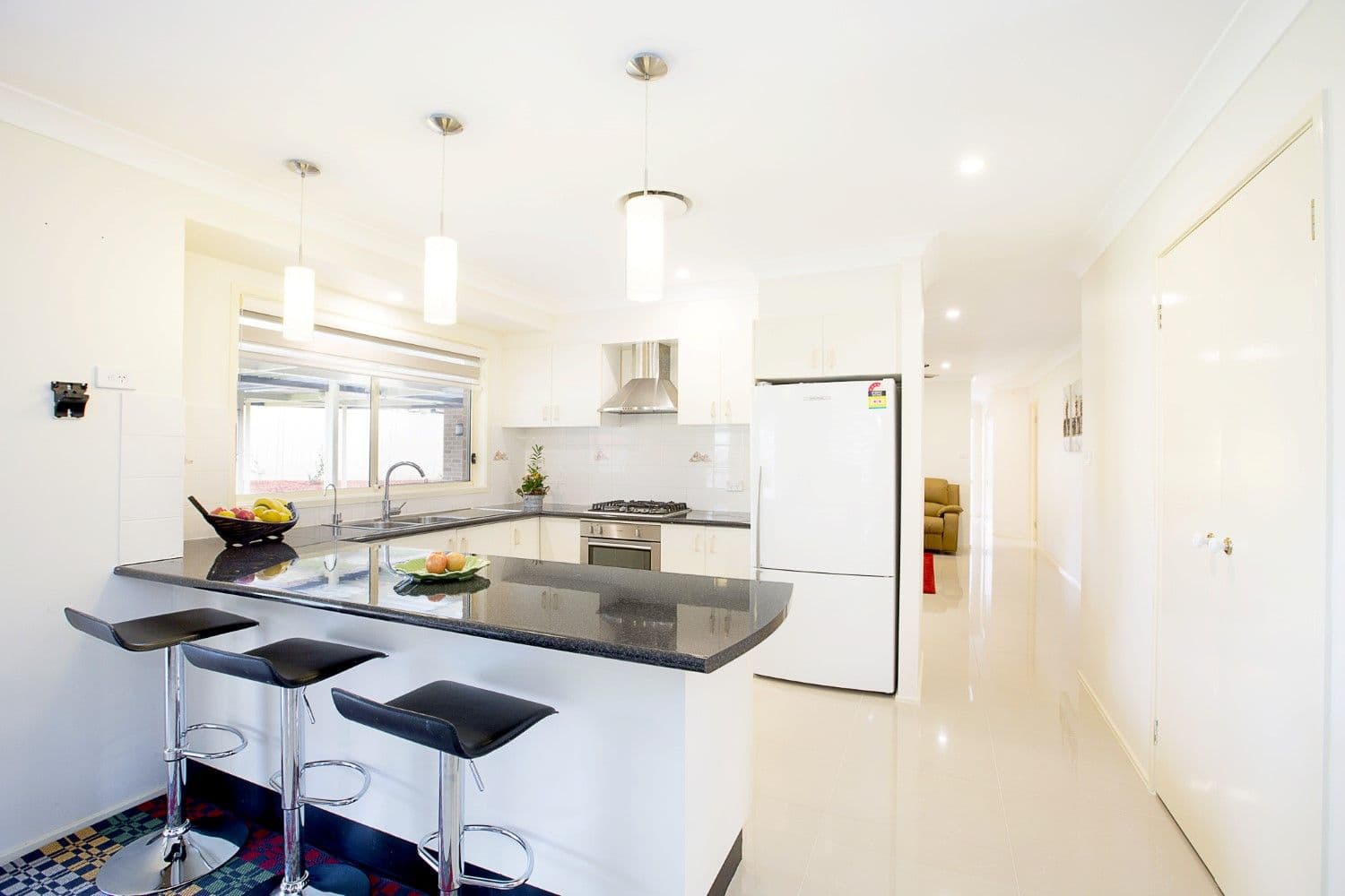 5 Magpie Place, Glenmore Park - Thumbnail 3
