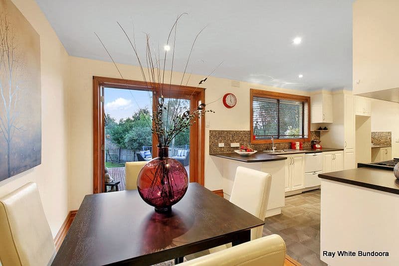 118 Greenhills Road, BUNDOORA VIC 3083, Bundoora - Thumbnail 2