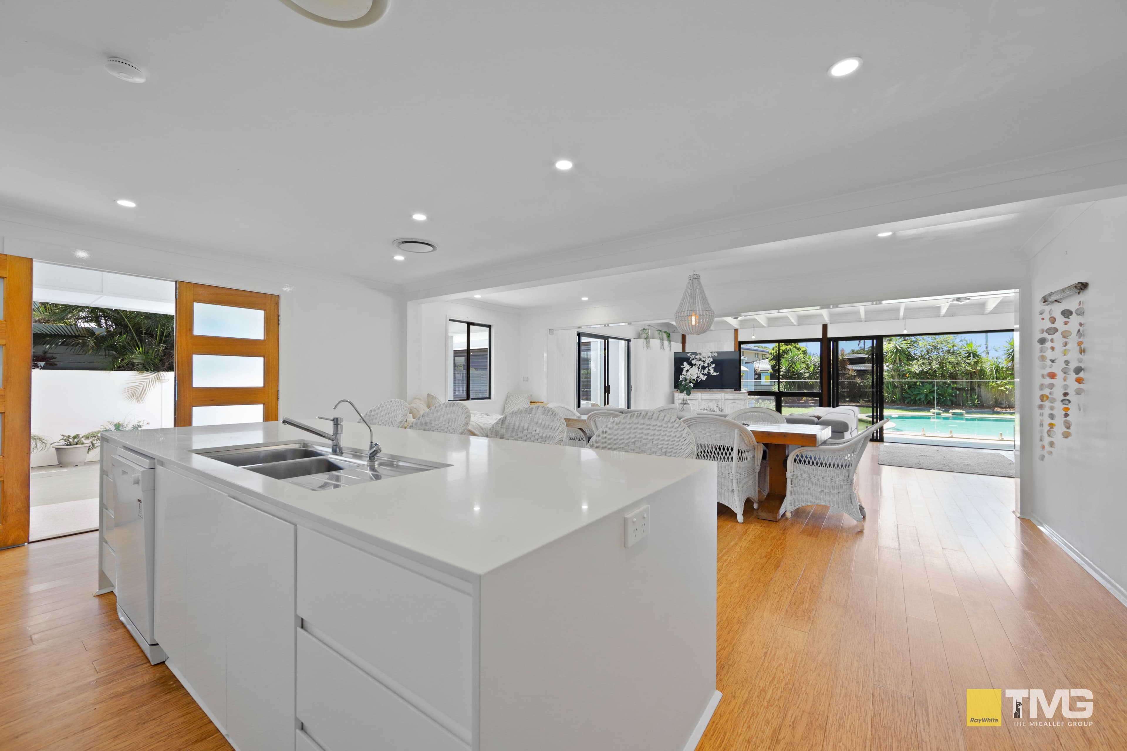 133 Tahiti Avenue, Palm Beach QLD 4221, Palm Beach - Thumbnail 2