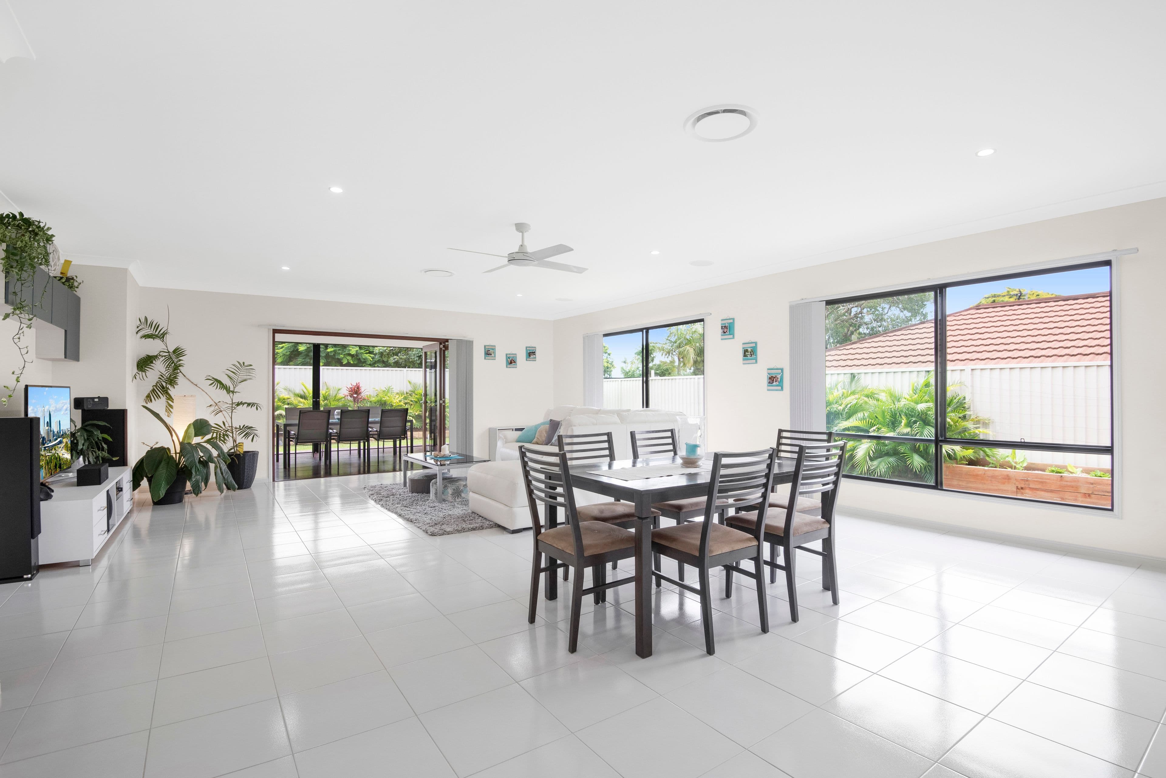 17 Fraser Drive, Tweed Heads South NSW 2486, Tweed Heads South - Thumbnail 2