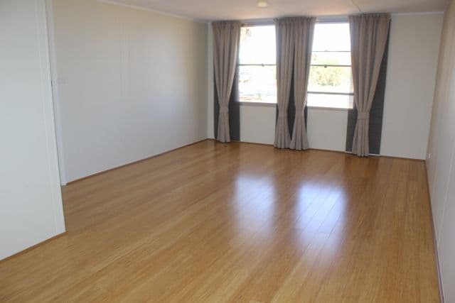 37 Grevillea Crescent, KAMBALDA WEST WA 6442, Kambalda West - Thumbnail 2