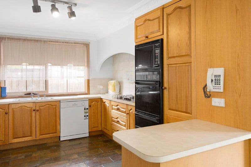 2 Nickson Close, Dingley Village VIC 3172, Dingley Village - Thumbnail 4