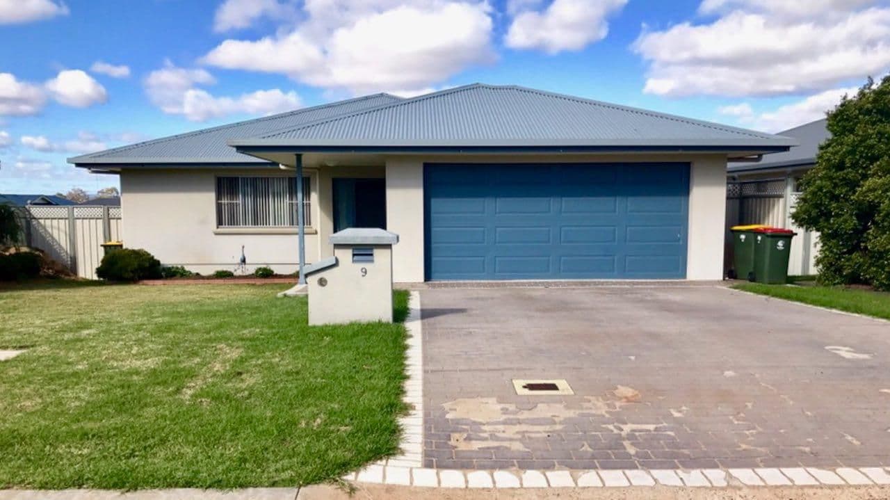 9 Koala Street, Parkes - Image 1