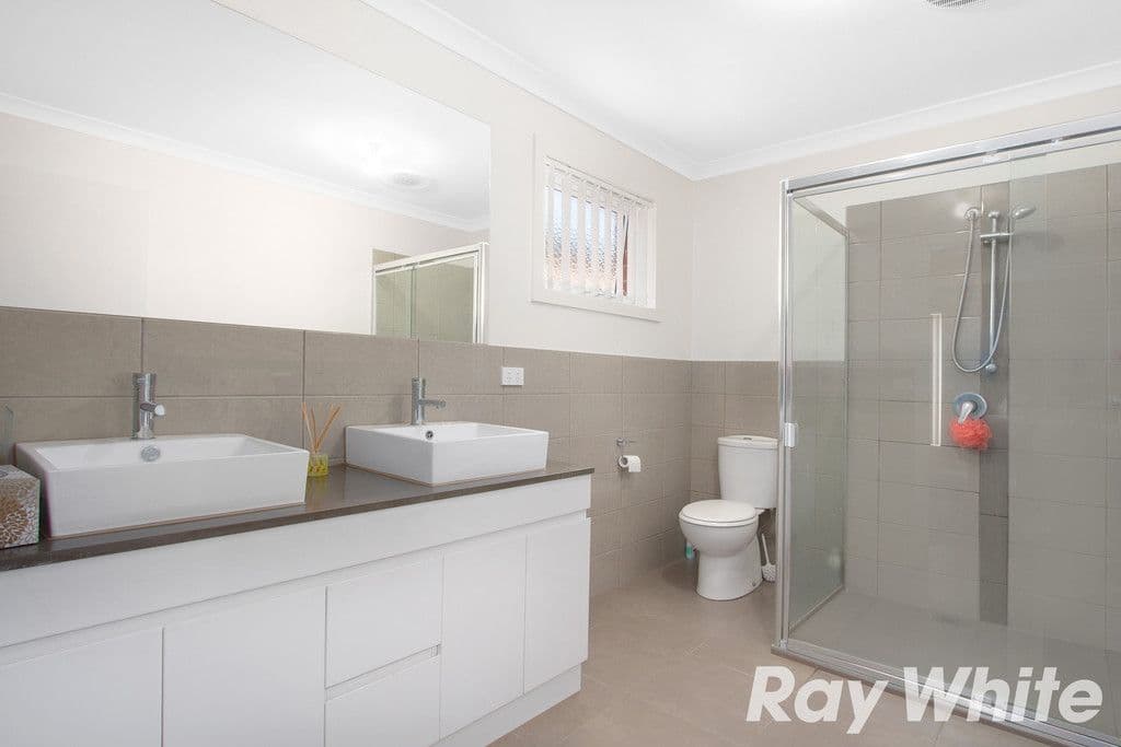 15 Arrow Road, Cranbourne East VIC 3977, Cranbourne East - Thumbnail 7