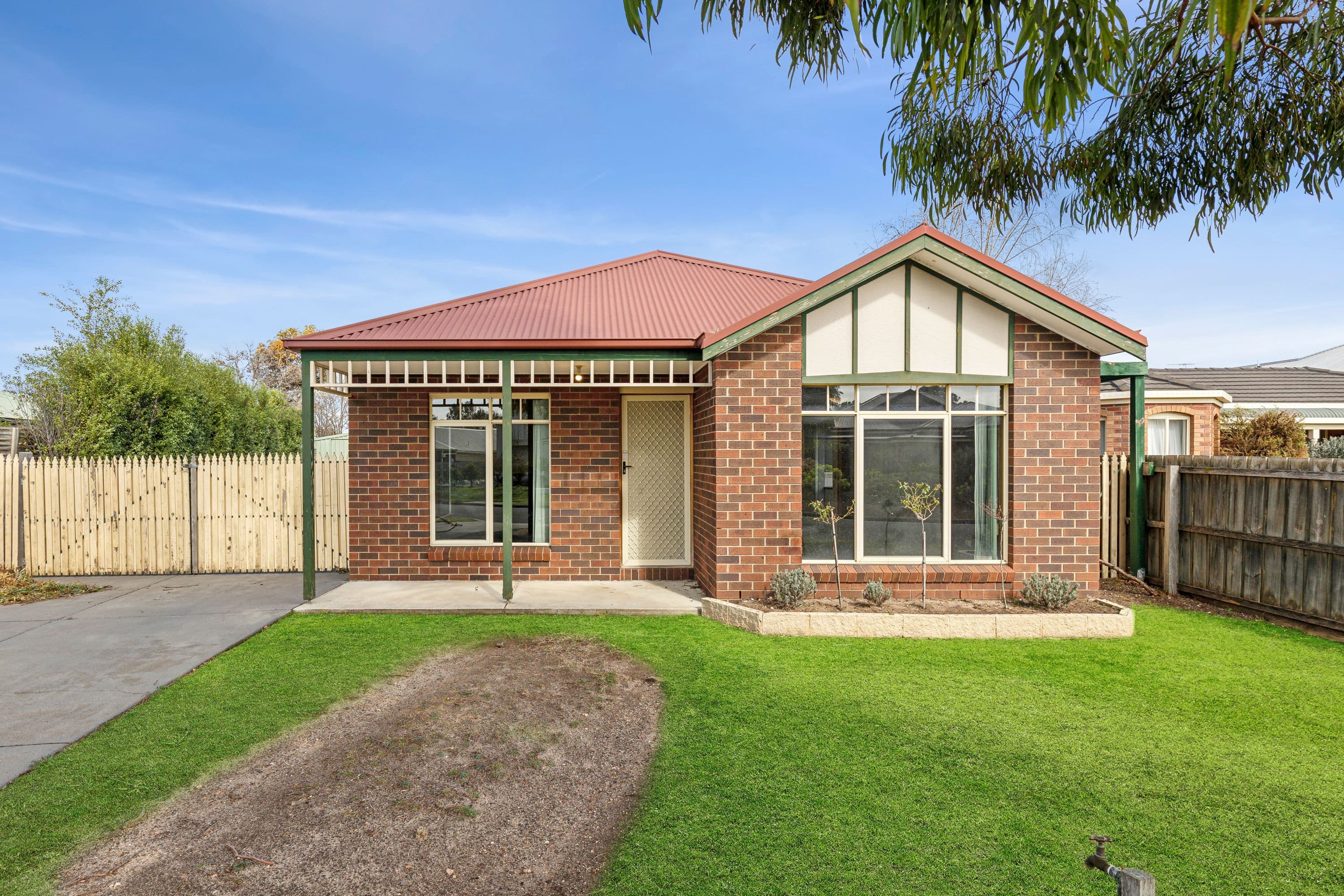 17 Looker Street, Lara VIC 3212, Lara - Thumbnail 2