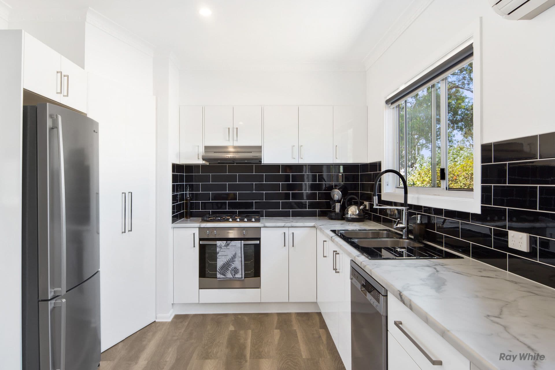 28 Manna Gum Drive, Cowes VIC 3922, Cowes - Thumbnail 3
