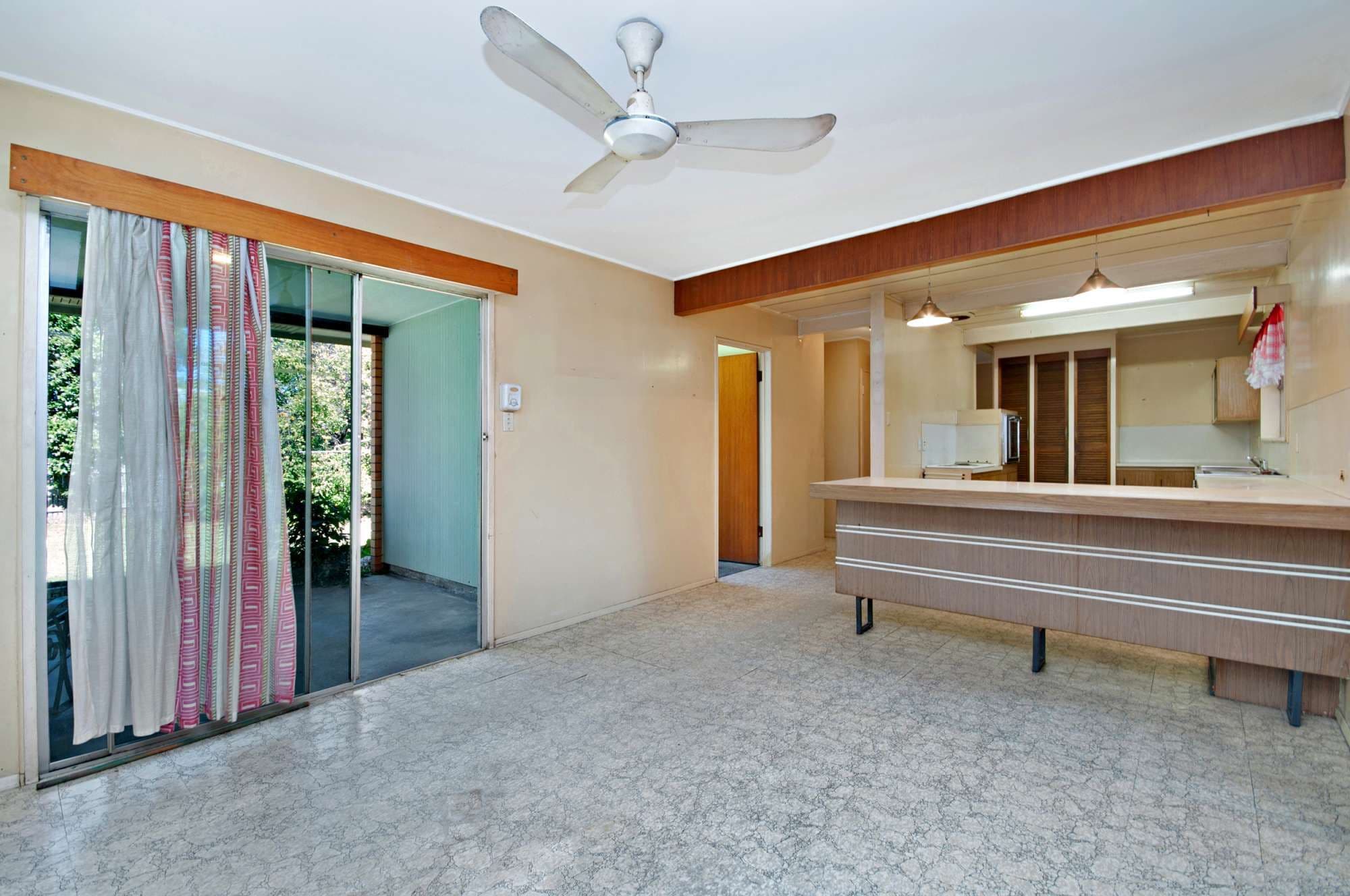 216 Ross River Road, AITKENVALE QLD 4814, Aitkenvale - Thumbnail 4