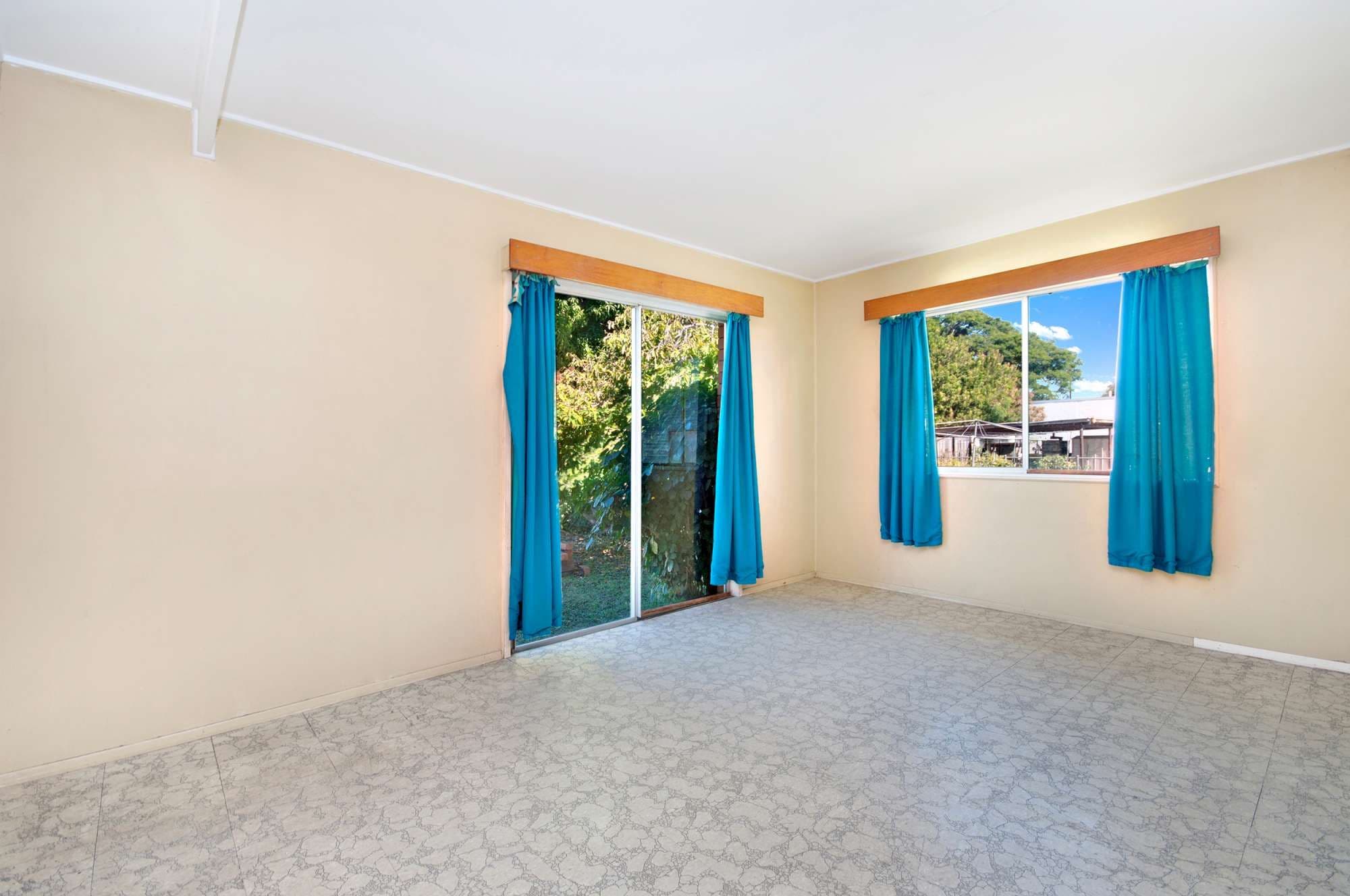 216 Ross River Road, AITKENVALE QLD 4814, Aitkenvale - Thumbnail 6