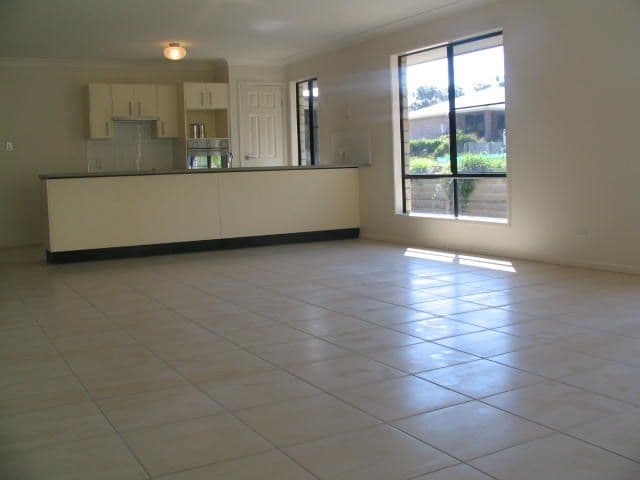 29 Bobbie Street, PARKINSON QLD 4115, Parkinson - Thumbnail 3