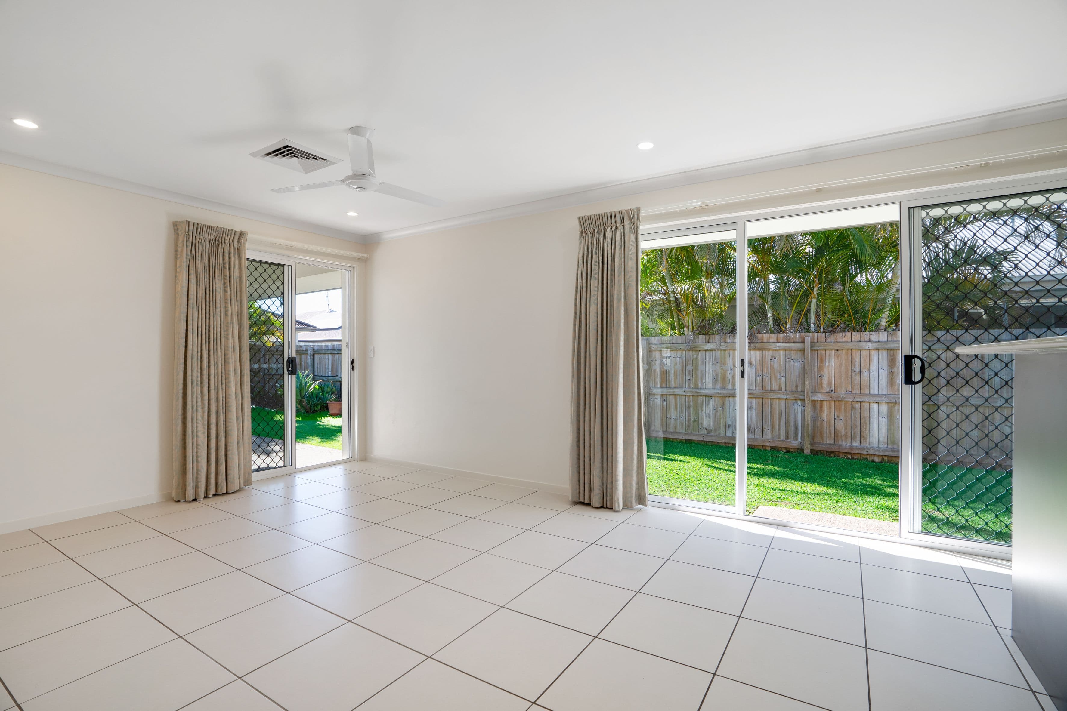 16 Ribbonwood Street, Sippy Downs QLD 4556, Sippy Downs - Thumbnail 4