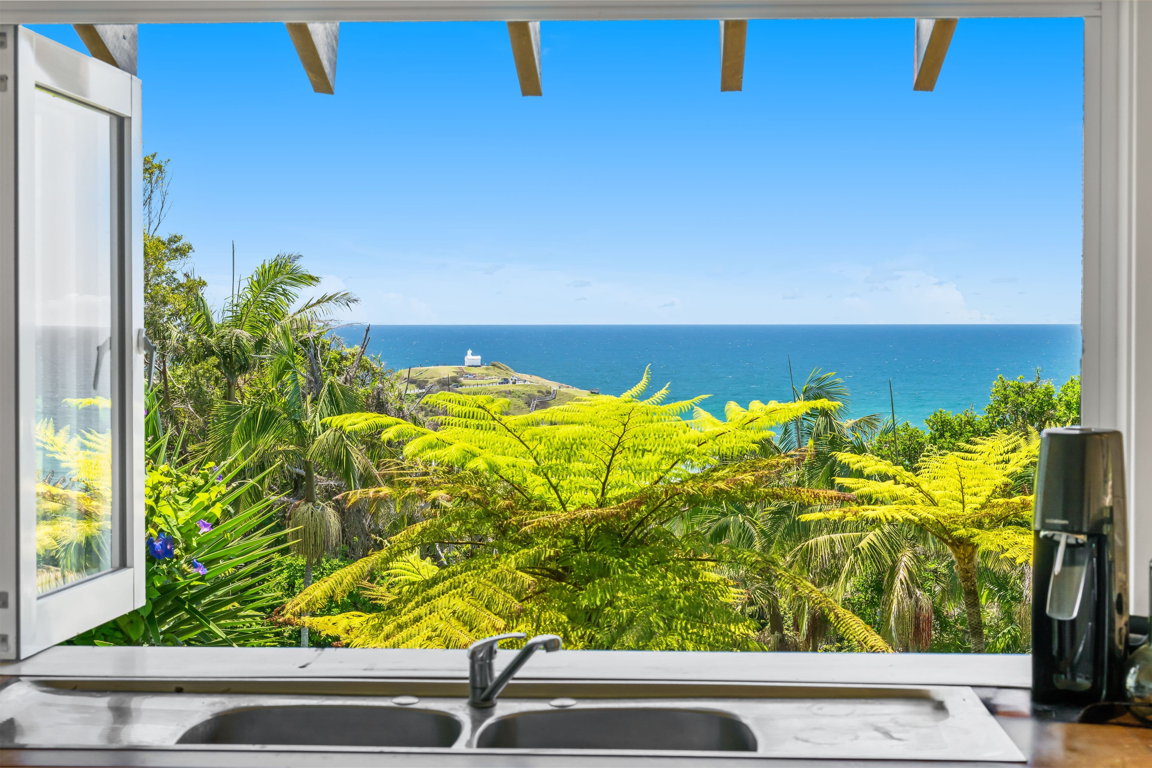 12 Vendul Crescent, Port Macquarie NSW 2444, Port Macquarie - Thumbnail 2