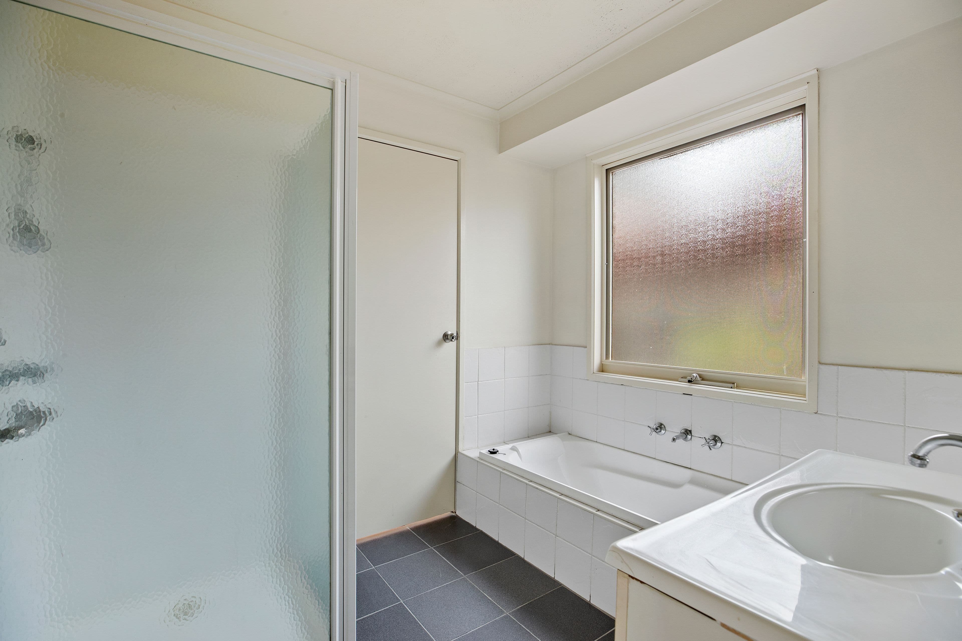 4 Goulburn Drive, Rowville VIC 3178, Rowville - Thumbnail 7