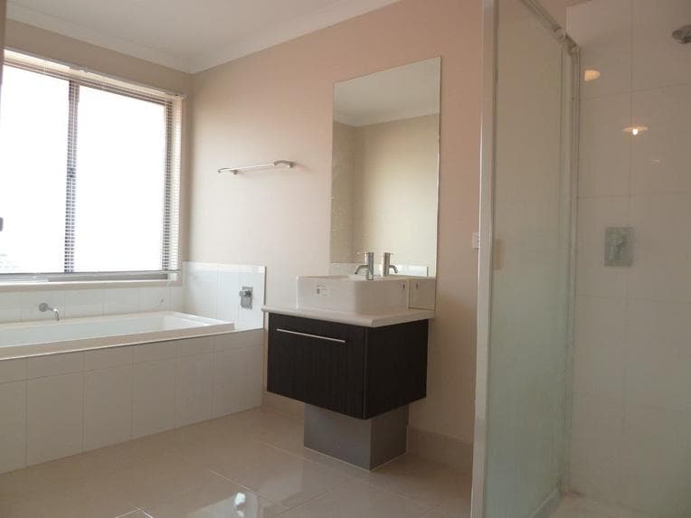 10 Keshava Grove, Dandenong, Dandenong - Thumbnail 7