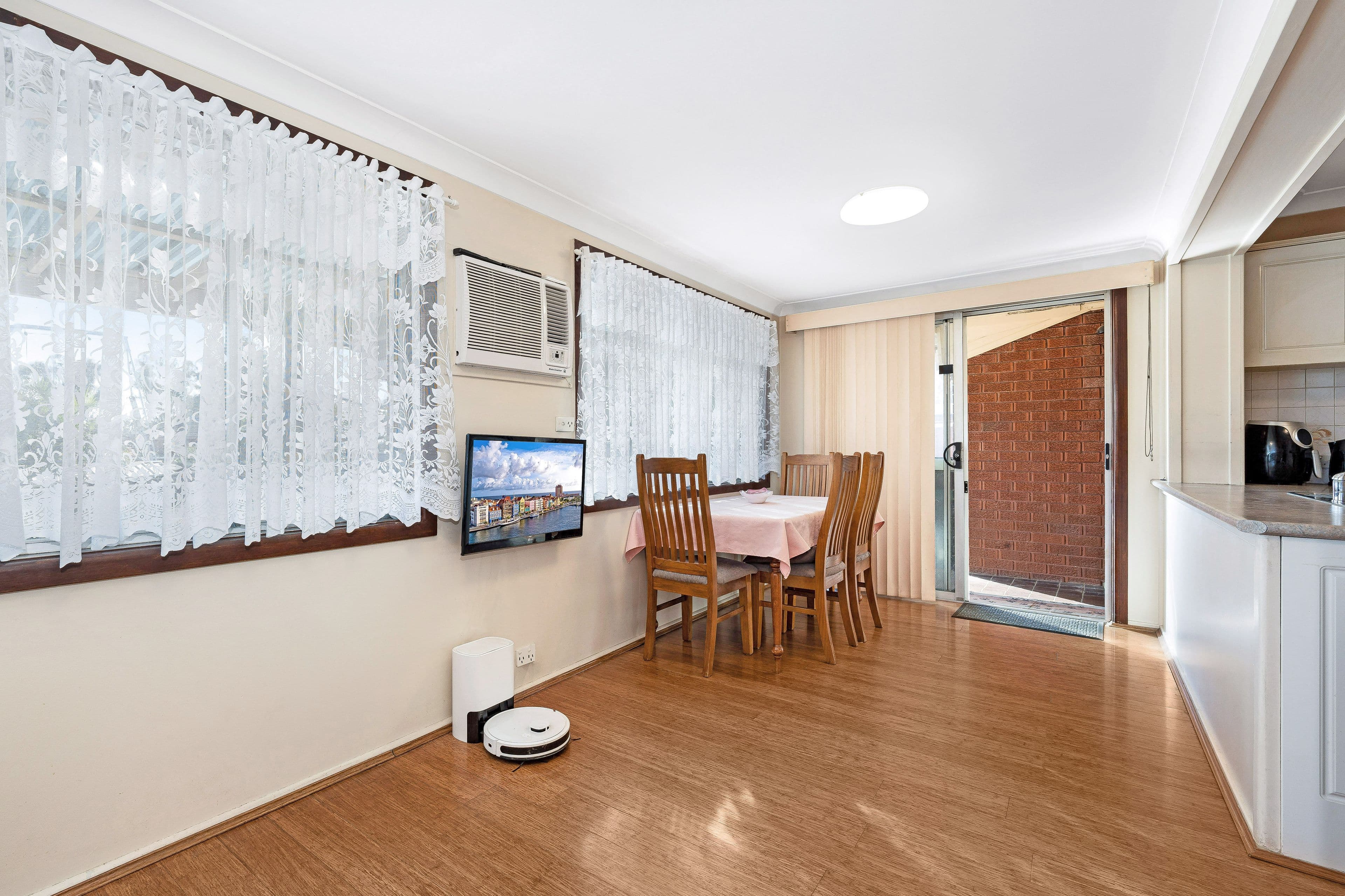 38 Flinders Road, Georges Hall NSW 2198, Georges Hall - Thumbnail 8