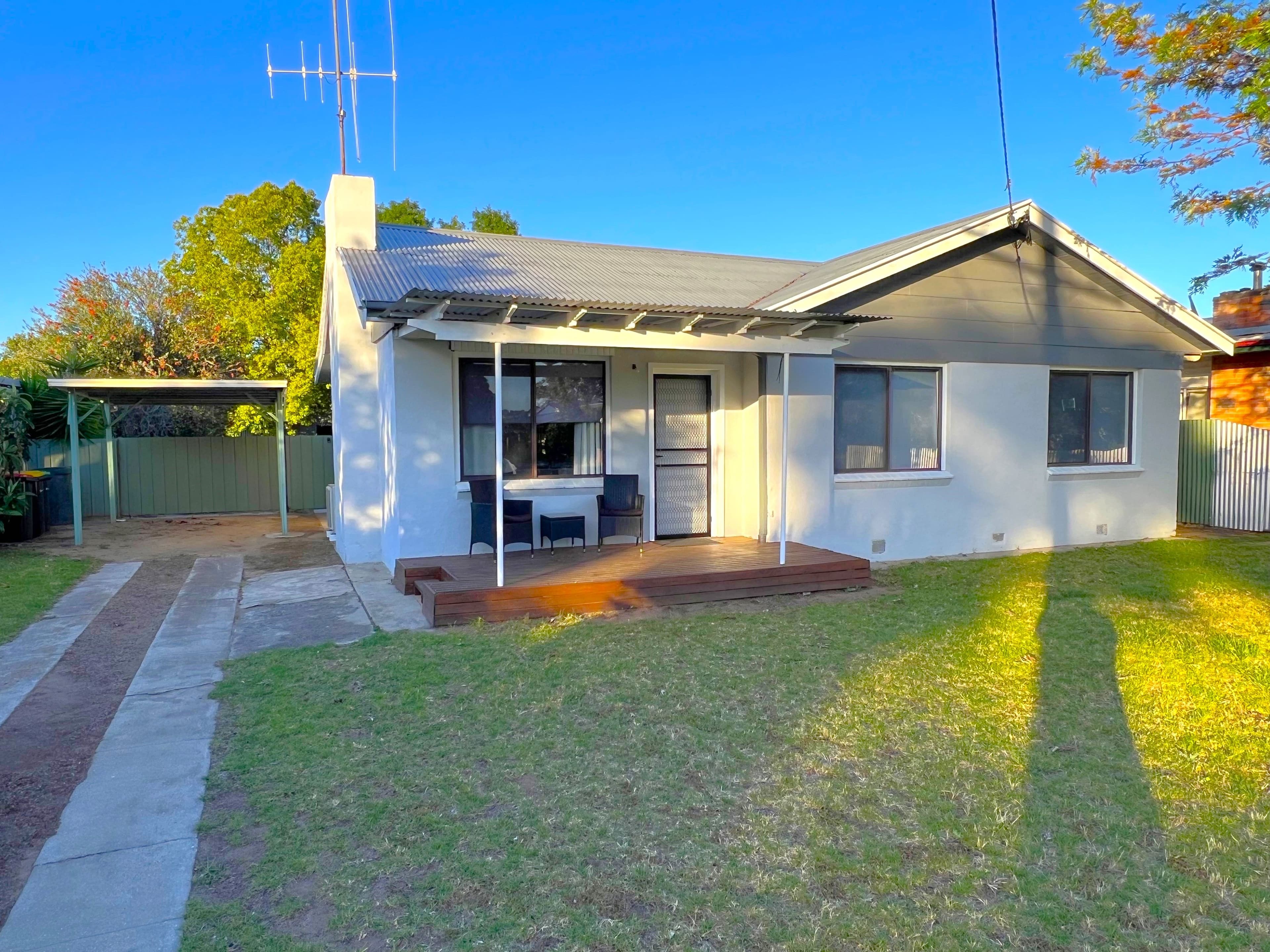 252 Finley Road, Deniliquin NSW 2710, Deniliquin - Image 1