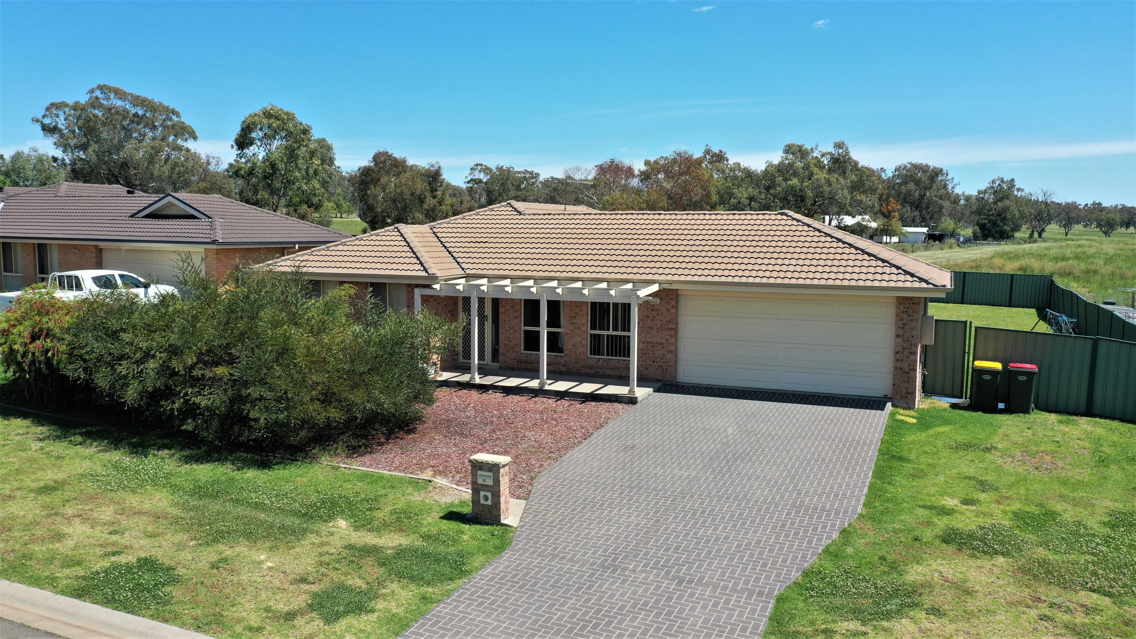 27 Morning View Close, Quirindi NSW 2343, Quirindi - Image 1