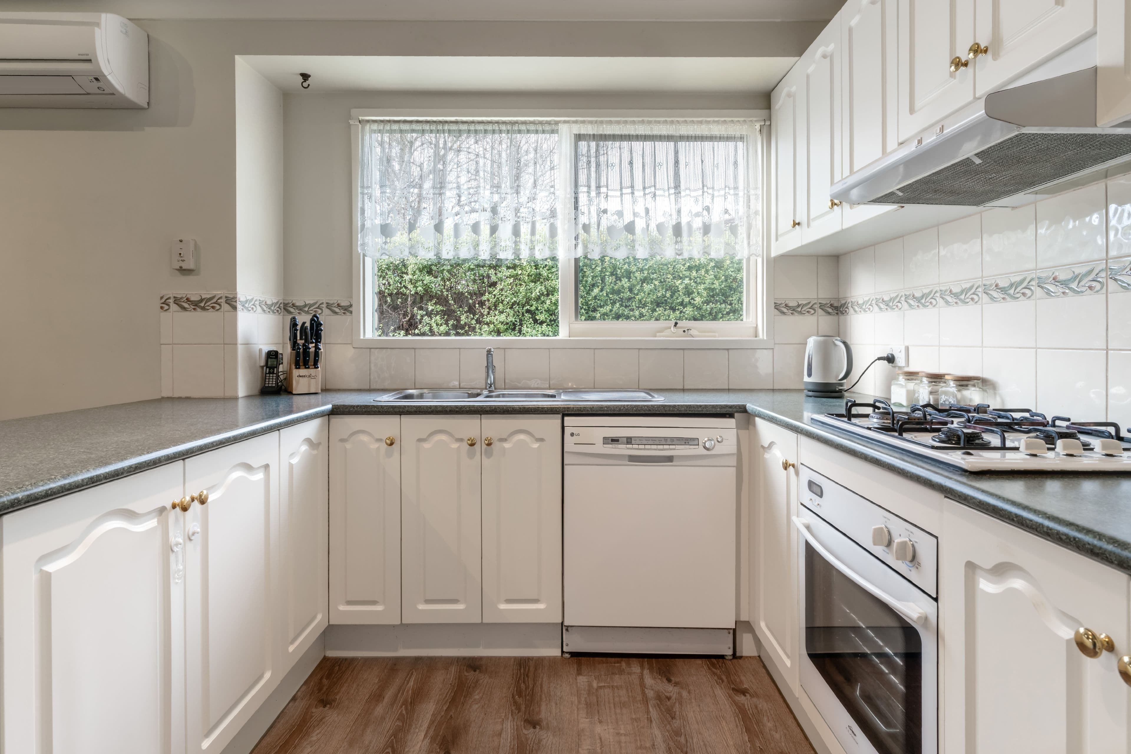6 Sandra Court, Somerville VIC 3912, Somerville - Thumbnail 5