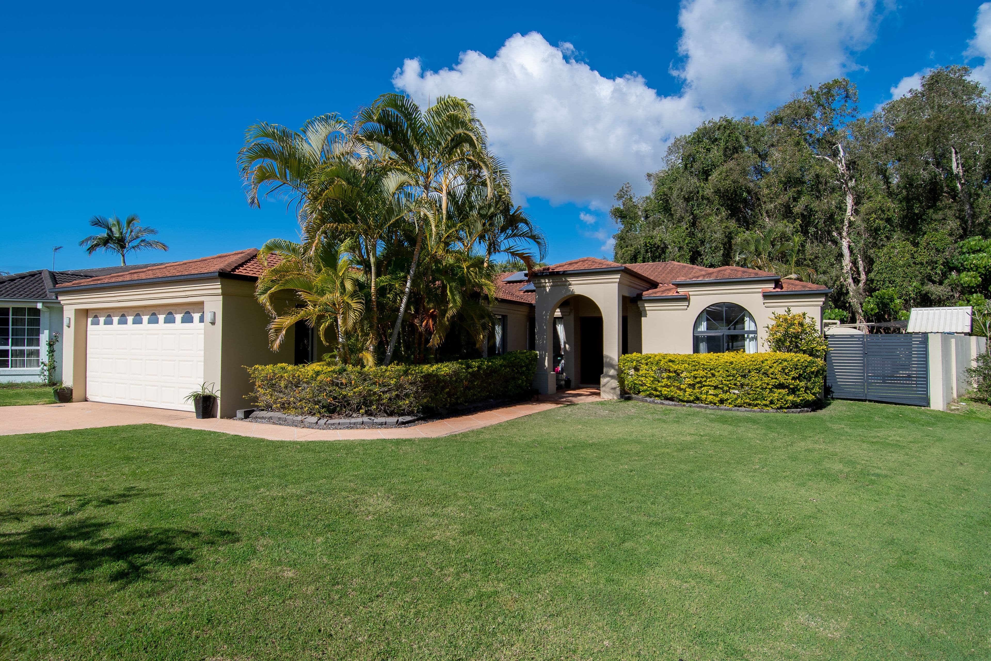 10 Kettlewell Chase, Arundel QLD 4214, Arundel - Image 1