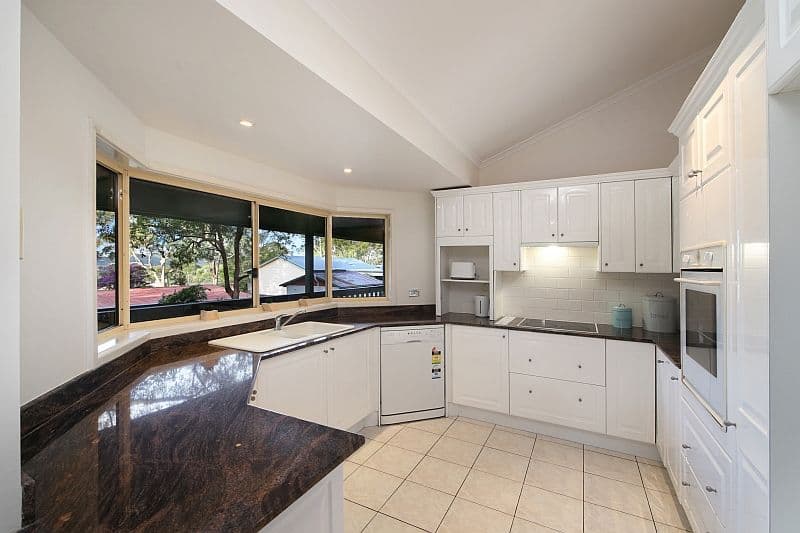 22 Hillcrest Road, Empire Bay - Thumbnail 3