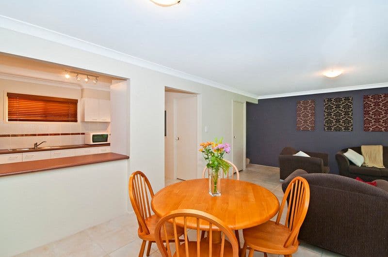 19 Sellin Place, CURRUMBIN WATERS QLD 4223, Currumbin Waters - Thumbnail 4