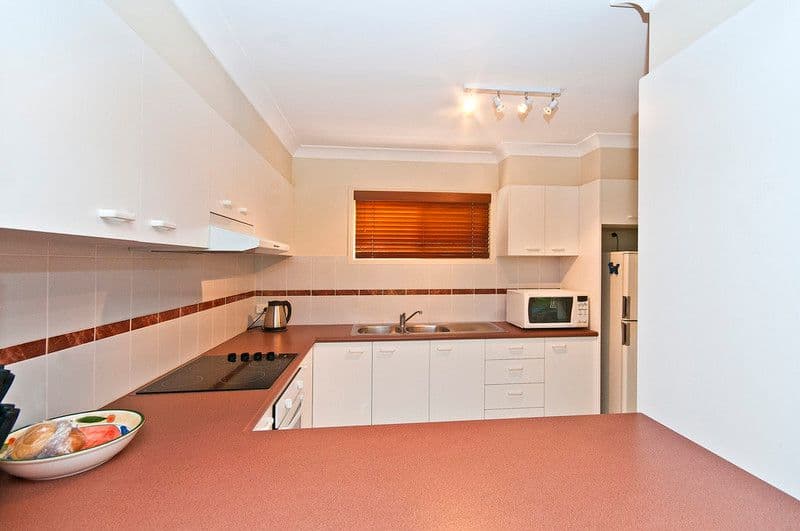 19 Sellin Place, CURRUMBIN WATERS QLD 4223, Currumbin Waters - Thumbnail 6