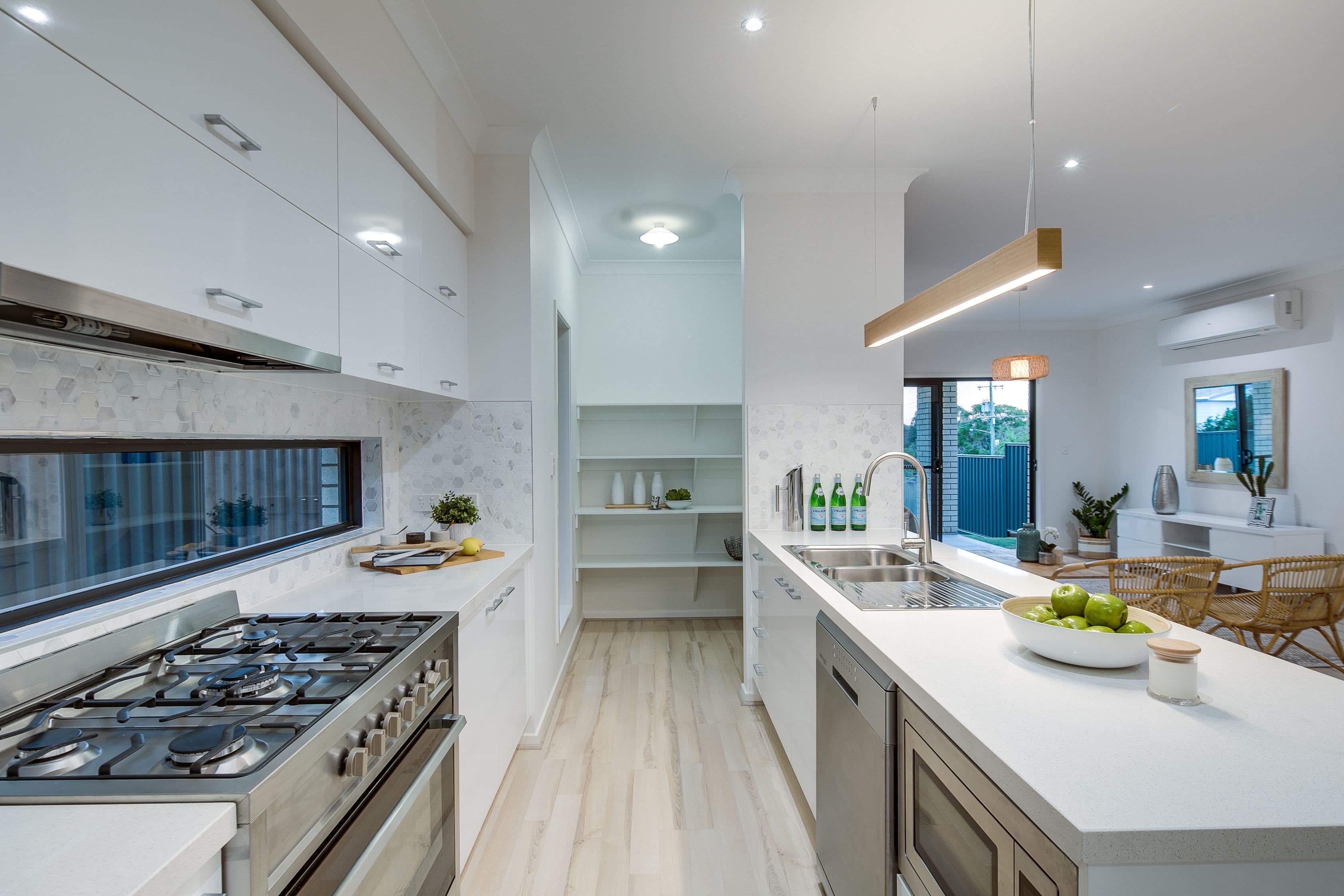 72 Buckland Street, Wellington Point QLD 4160, Wellington Point - Image 1
