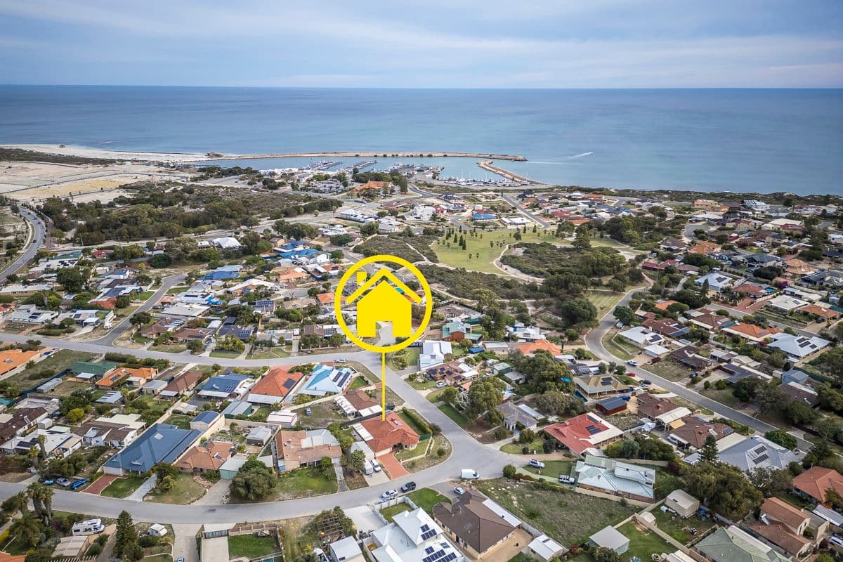 32 WEATHERLEY Drive, Two Rocks WA 6037, Two Rocks - Thumbnail 2