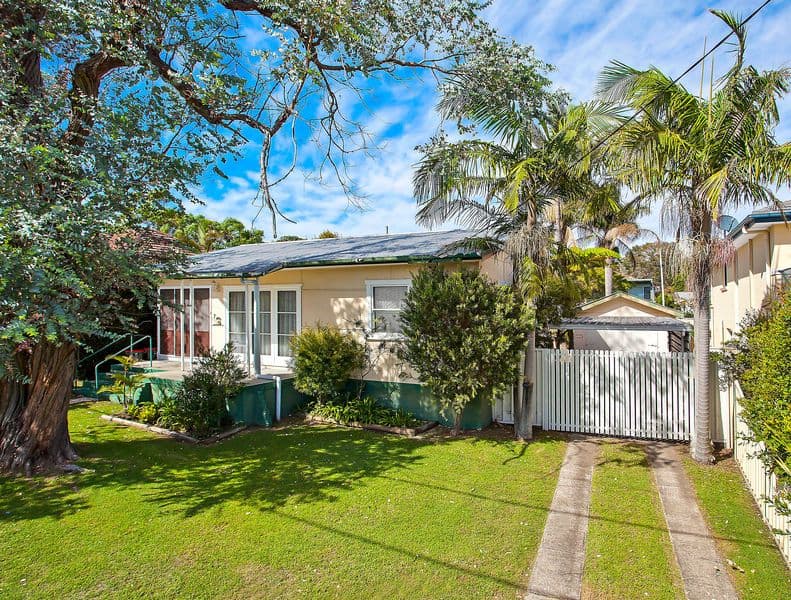 7 Lynwood Avenue, THE ENTRANCE NSW 2261, The Entrance - Image 1
