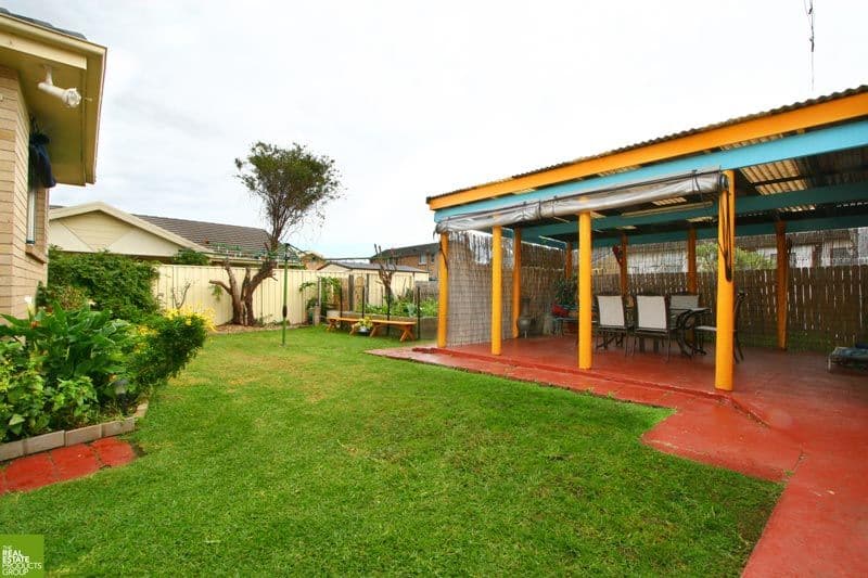 8 Burke Way, BERKELEY NSW 2506, Berkeley - Thumbnail 8