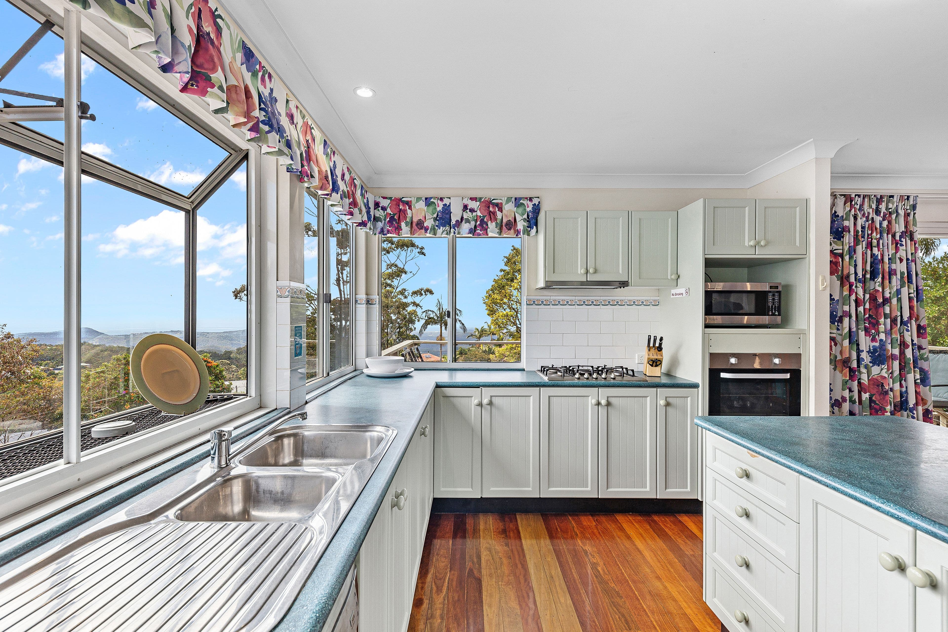 16 Paradise Drive, Tamborine Mountain QLD 4272, Tamborine Mountain - Thumbnail 5