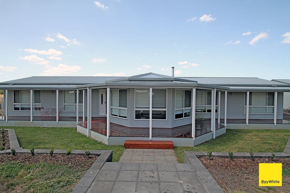 61 Warramunga Close, WAMBOIN NSW 2620, Wamboin - Image 1