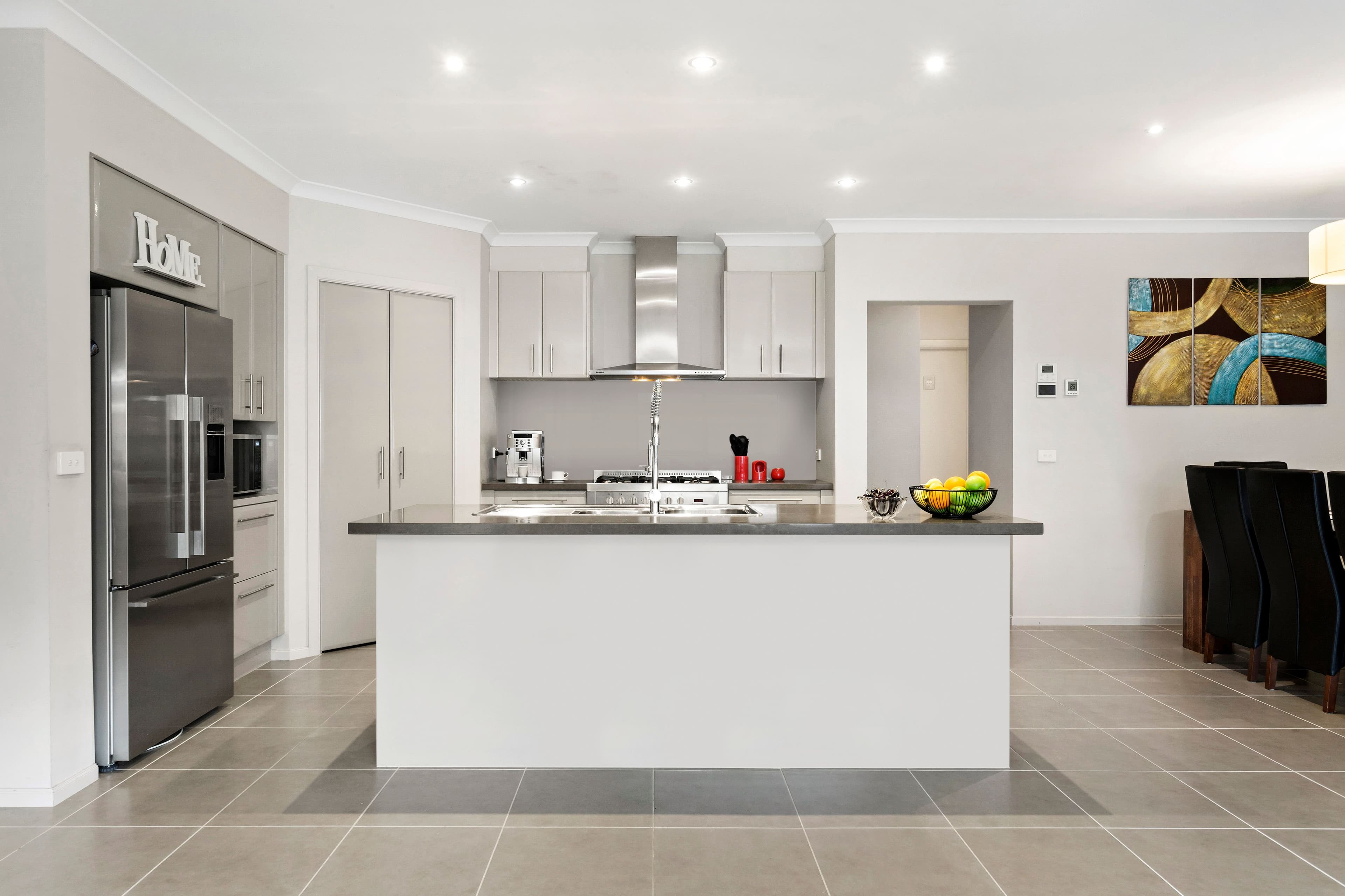 14 Abbotswood Road, Doreen VIC 3754, Doreen - Thumbnail 2