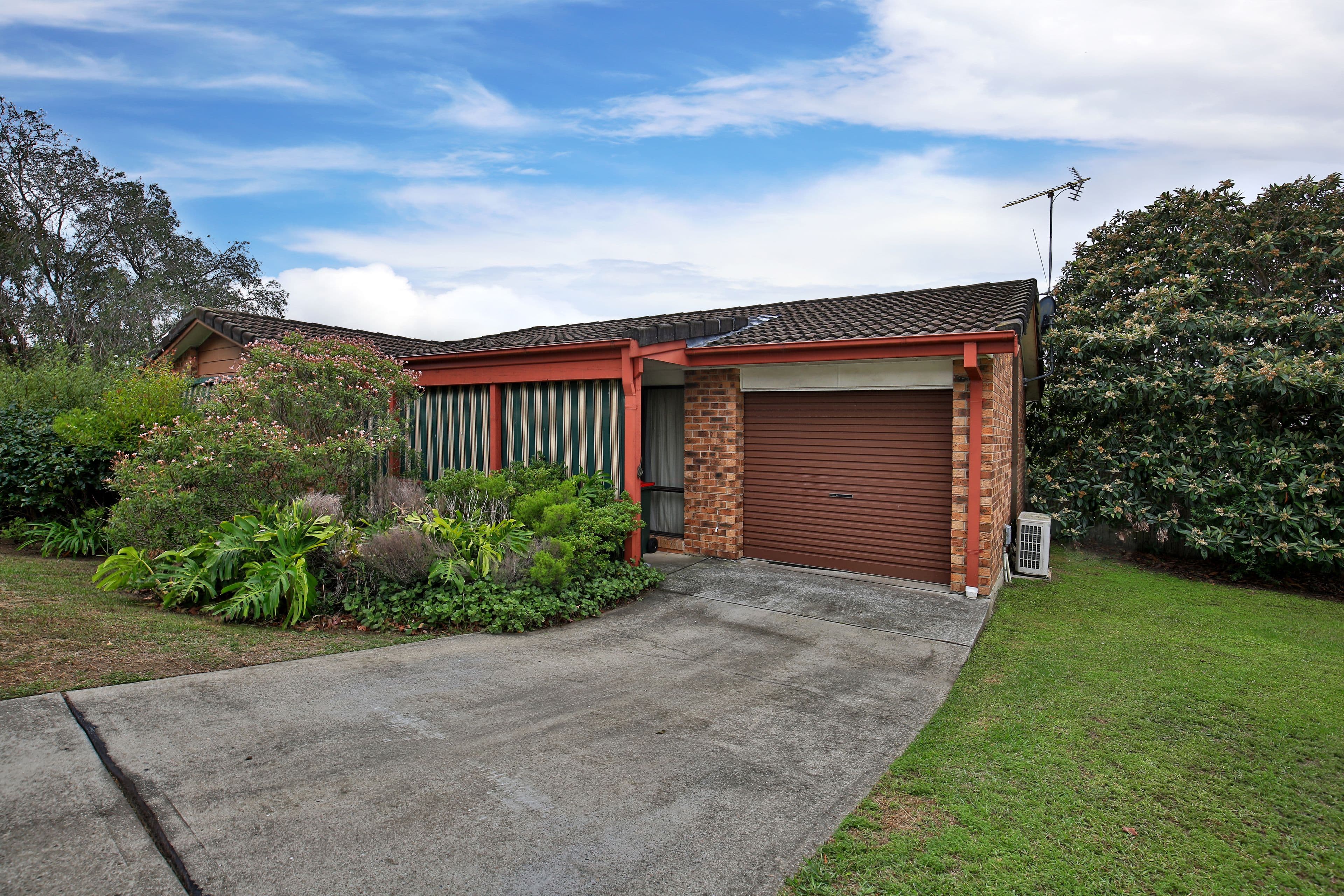 5 Garry Glen, West Nowra - Image 1