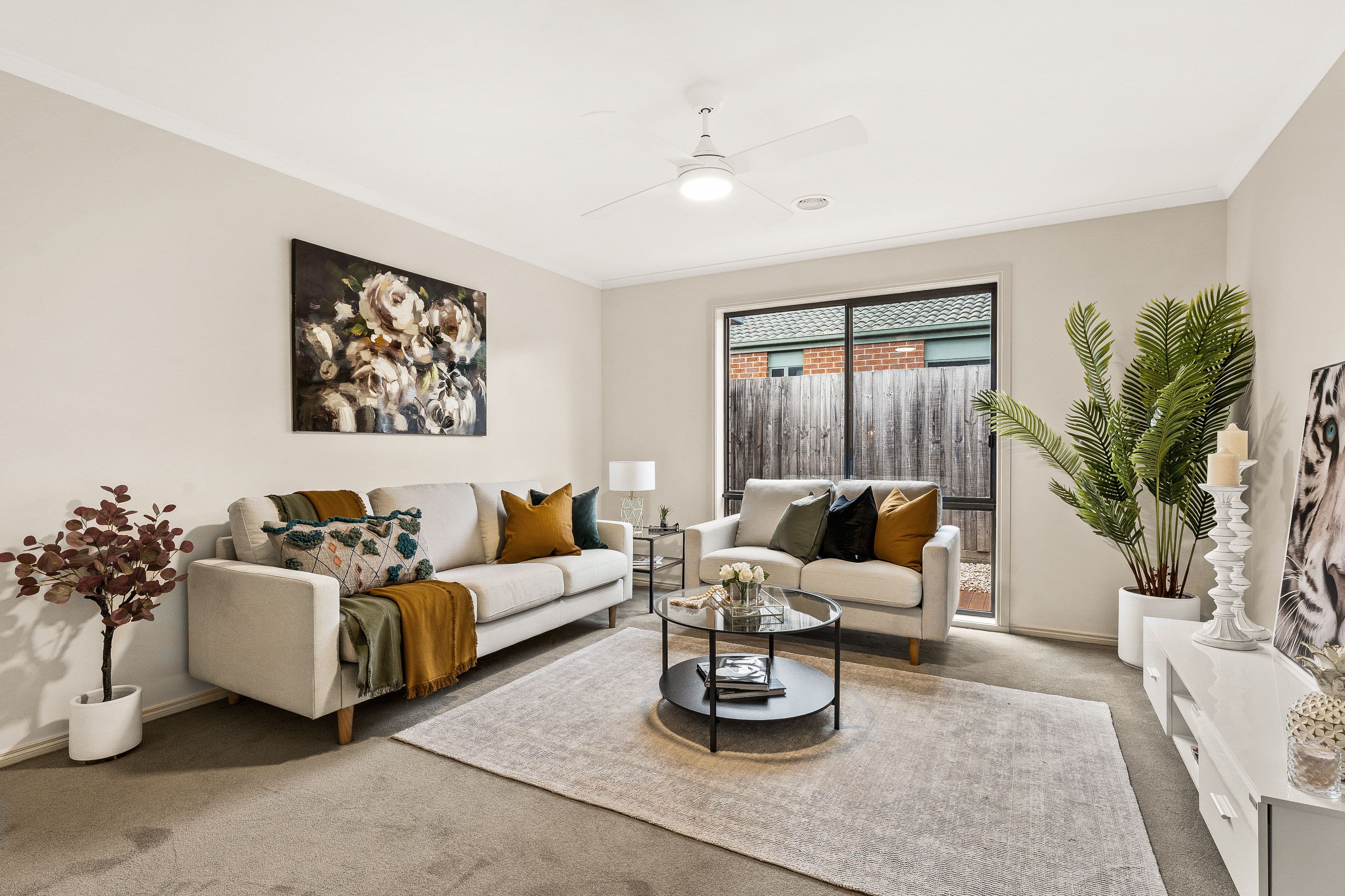 10 Sir Thomas Drive, Pakenham VIC 3810, Pakenham - Thumbnail 2
