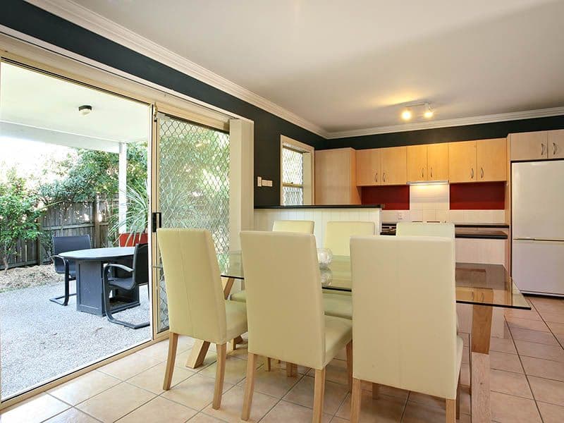 12  Worden Street, MORNINGSIDE QLD 4170, Morningside - Thumbnail 2