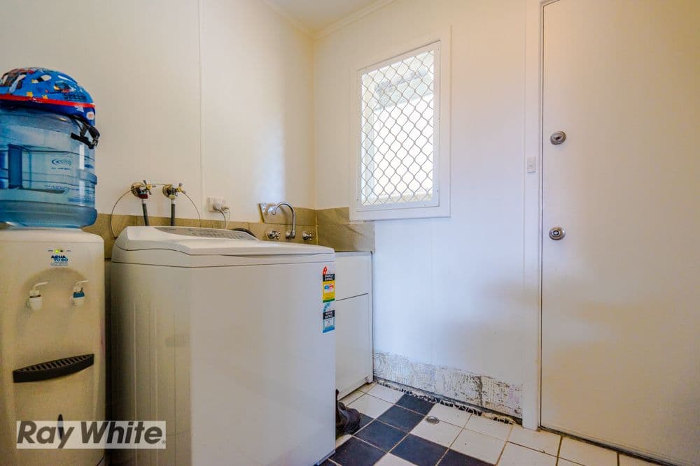 9 Westbrook Way, Girrawheen WA 6064, Girrawheen - Thumbnail 7