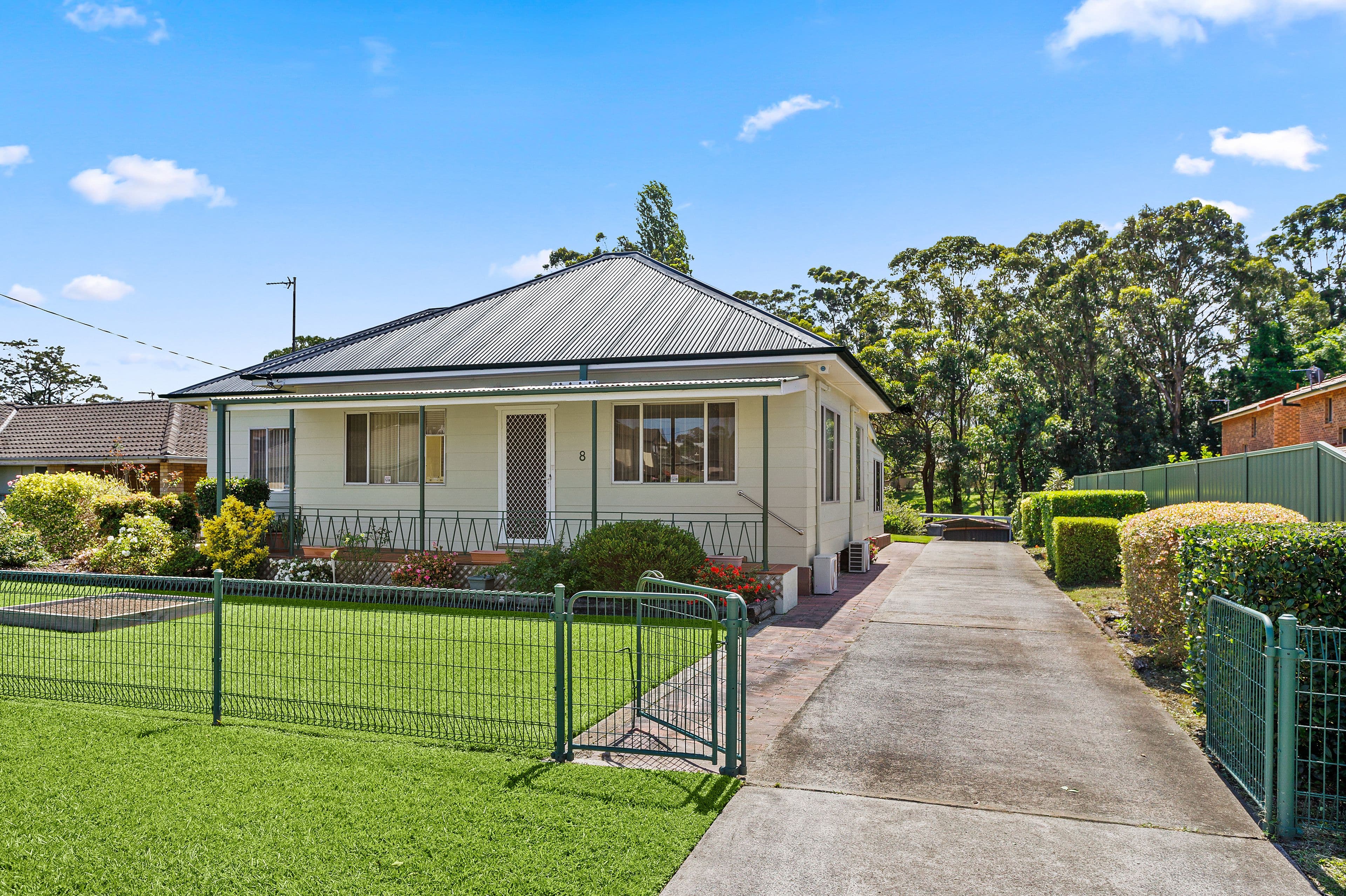 8 Tallegalla Street, Unanderra NSW 2526, Unanderra - Image 1